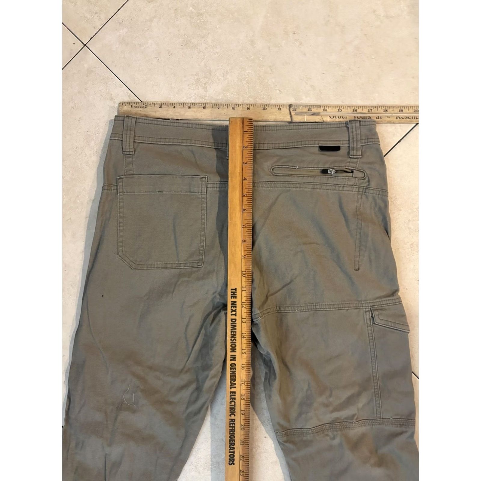 Wrangler Wrangler ATG All Terrain Gear Pants Mens 34x30 Khaki Hiking Outdoor Zip Pocket Size US 34 / EU 50 - 6 Thumbnail