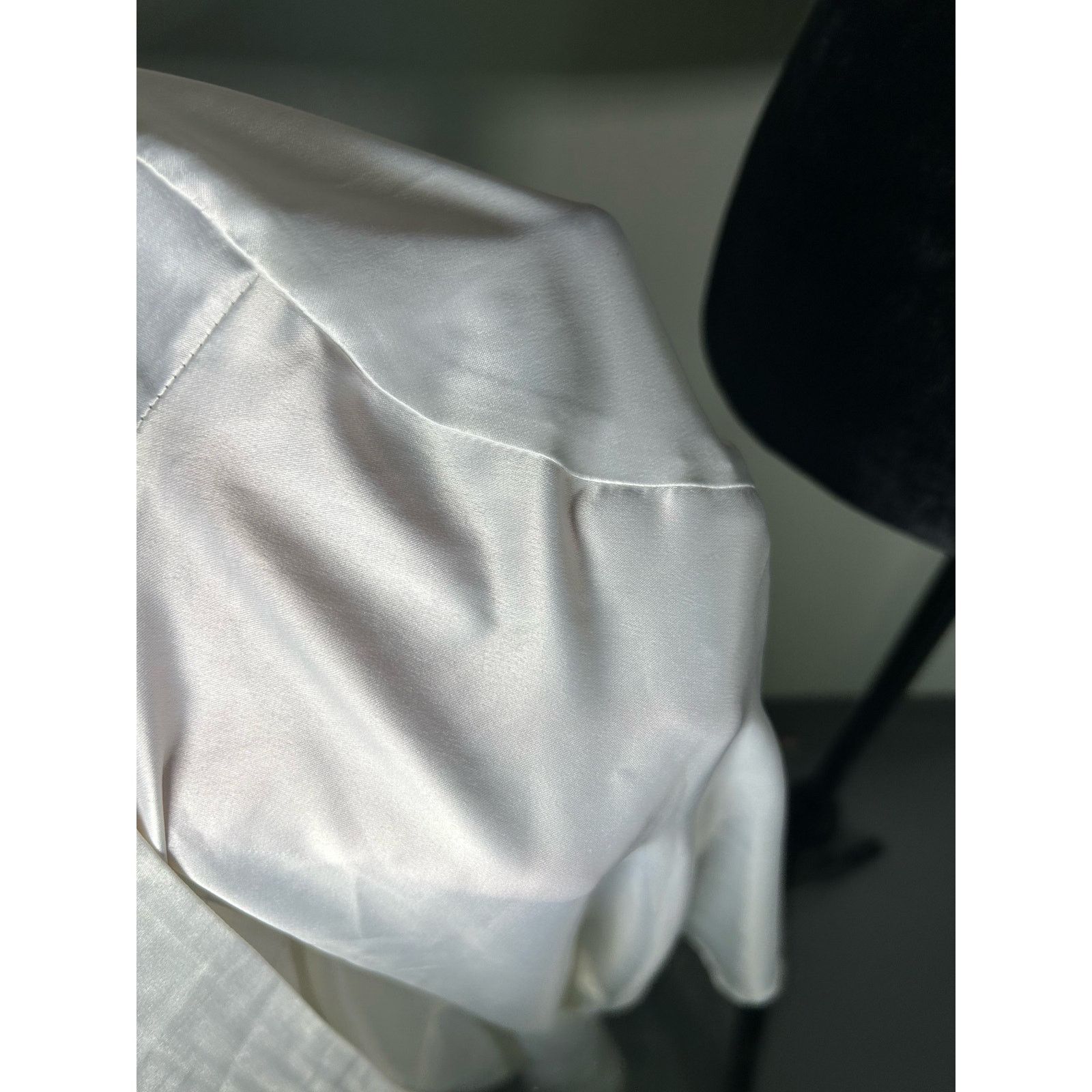 Almost Famous Almost famous white silk blouse with gemstone size XS Size XS / US 0-2 / IT 36-38 - 7 Thumbnail
