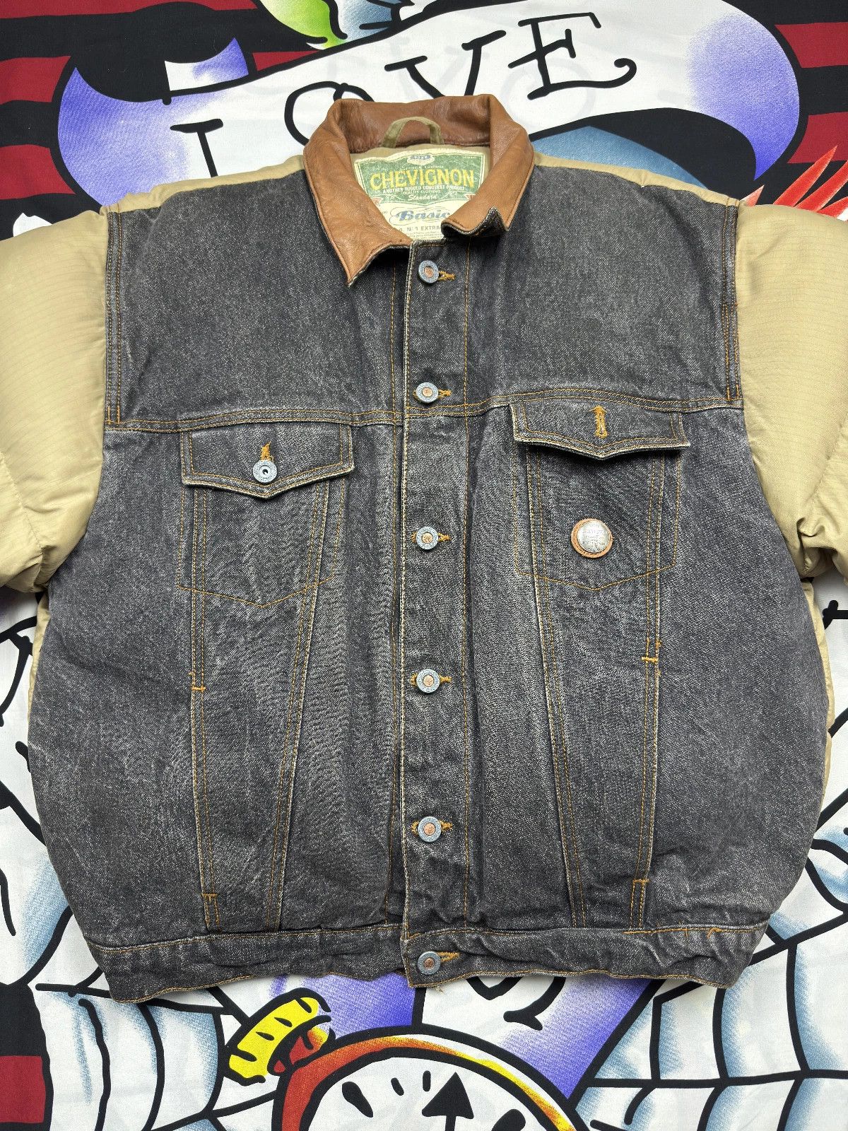 Chevignon Chevignon Vintage Outdoor Goose Down Jacket Rare jeans front Size US L / EU 52-54 / 3 - 2 Thumbnail