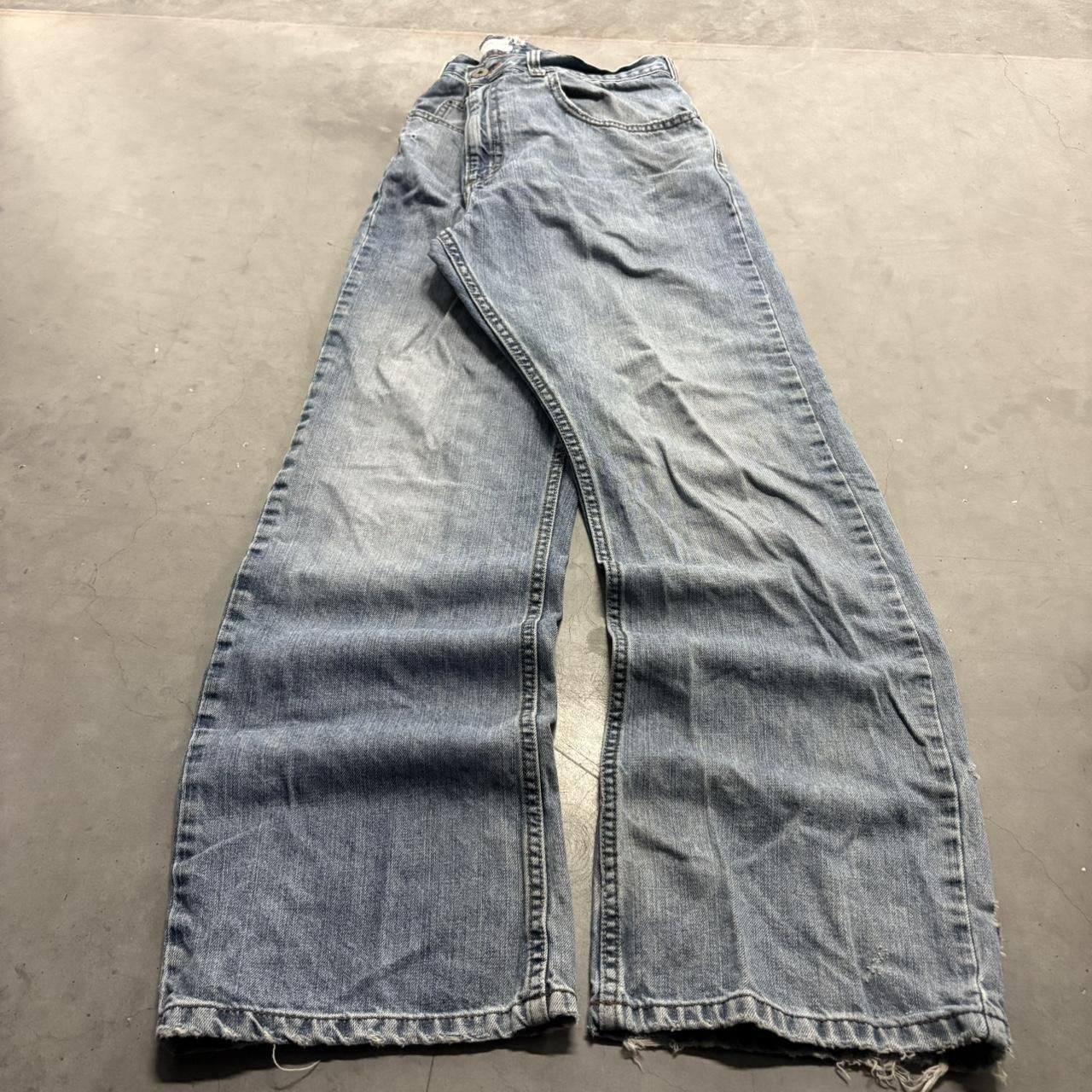 Vintage Crazy Vintage Y2K/2000s Baggy Streetwear Grunge Medium Blue Wash Denim Jeans! Size US 36 / EU 52 - 1 Thumbnail