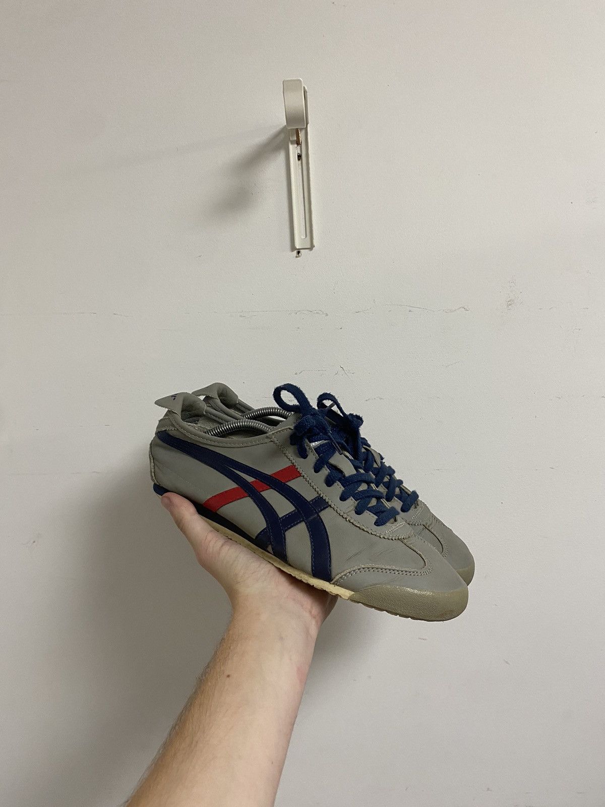Asics Asics Tiger Onitsuka Sneakers vintage Size US 8.5 / EU 41-42 - 1 Thumbnail