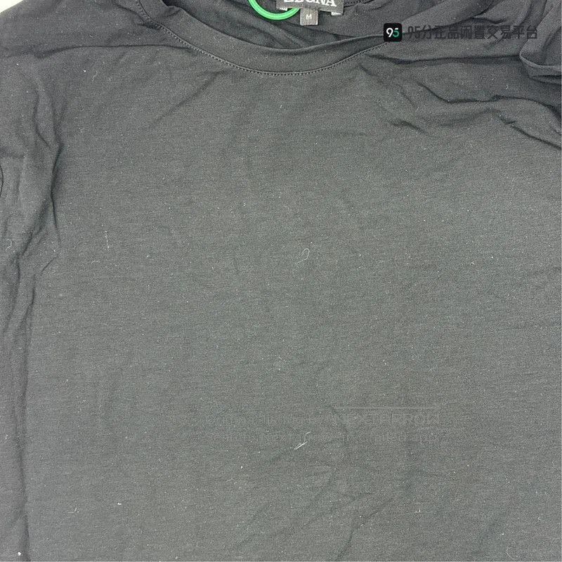 Ermenegildo Zegna Zegna Men's Solid Crewneck Short. Size US M / EU 48-50 / 2 - 5 Thumbnail