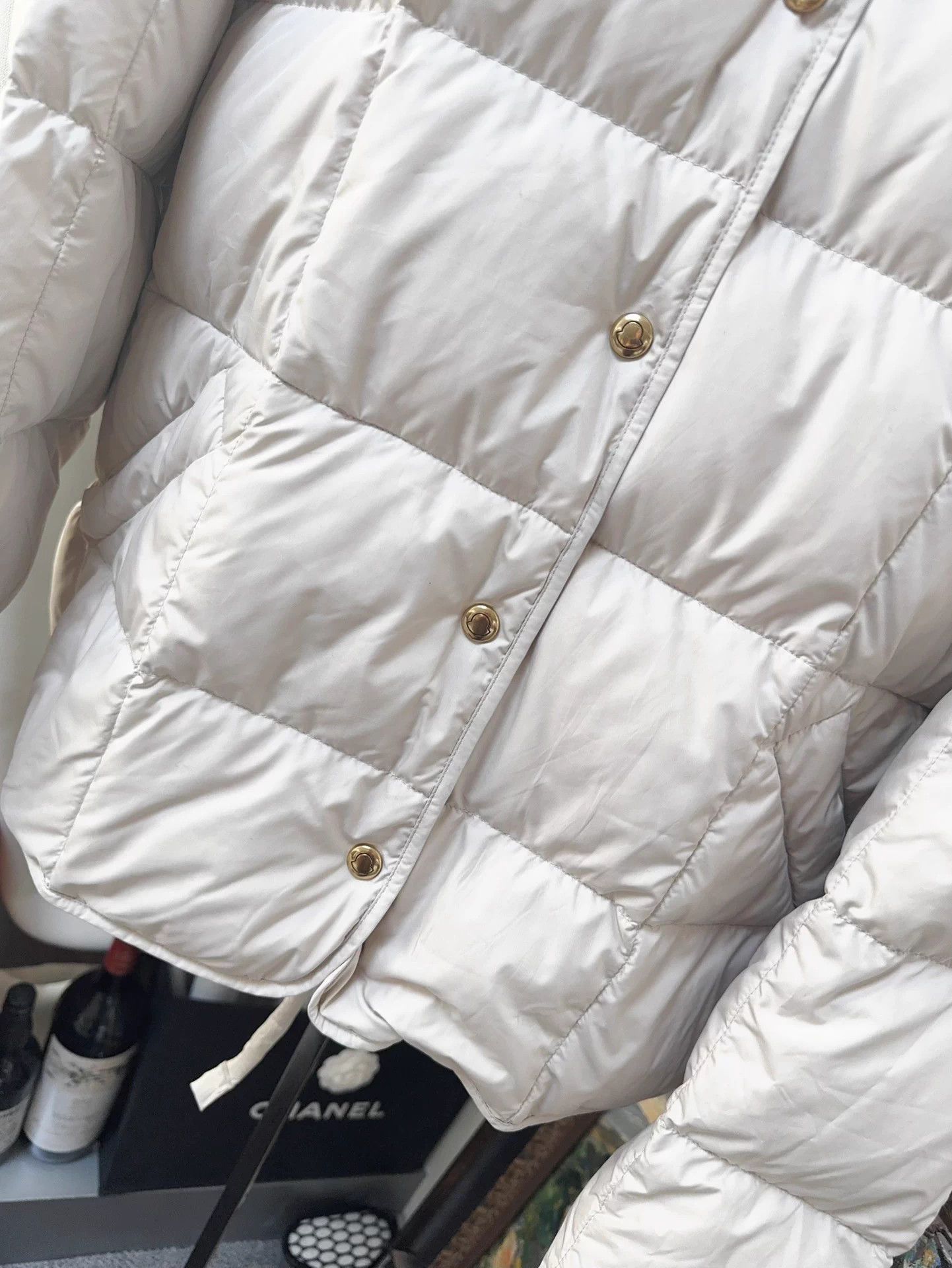 Moncler Moncler Caramagne belted short down jacket cream size 2 Size M / US 6-8 / IT 42-44 - 4 Thumbnail