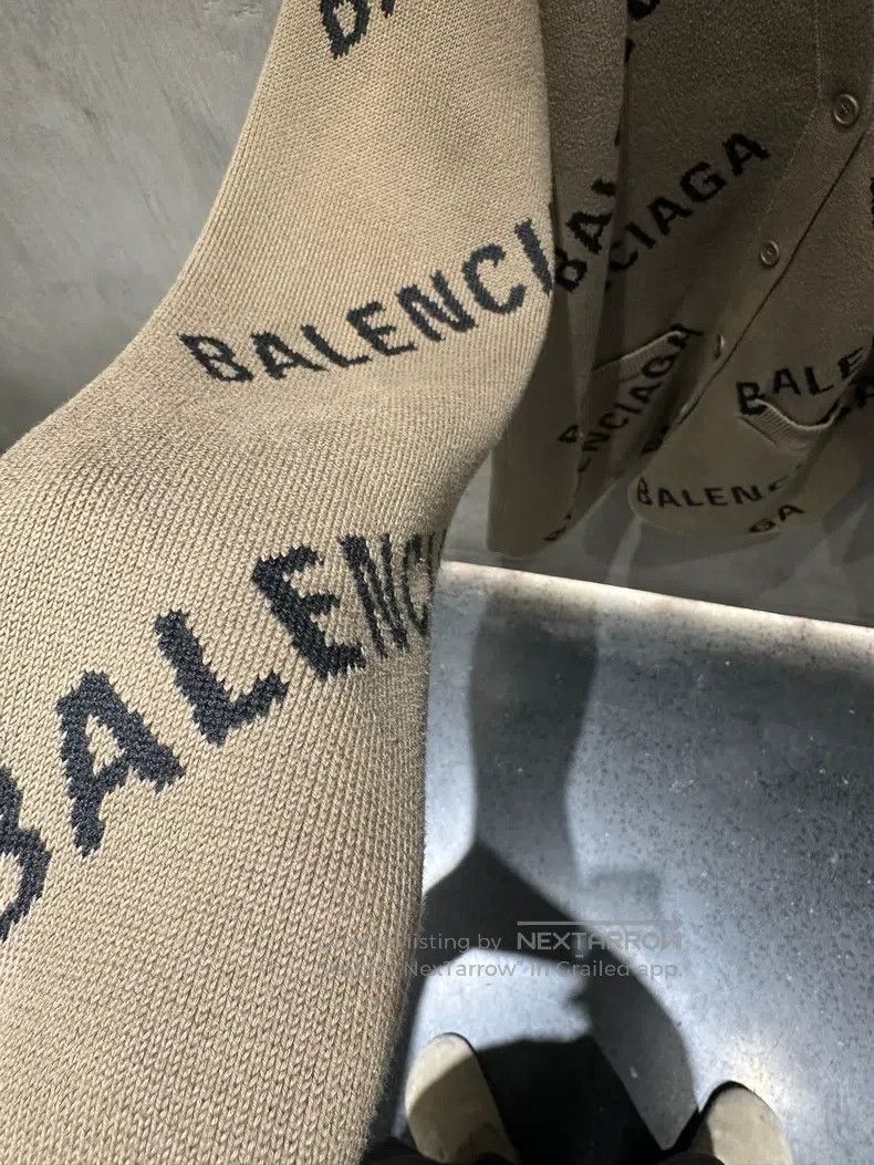 Balenciaga Balenciaga Printed barrage khaki open-front cardigan Size US S / EU 44-46 / 1 - 6 Thumbnail