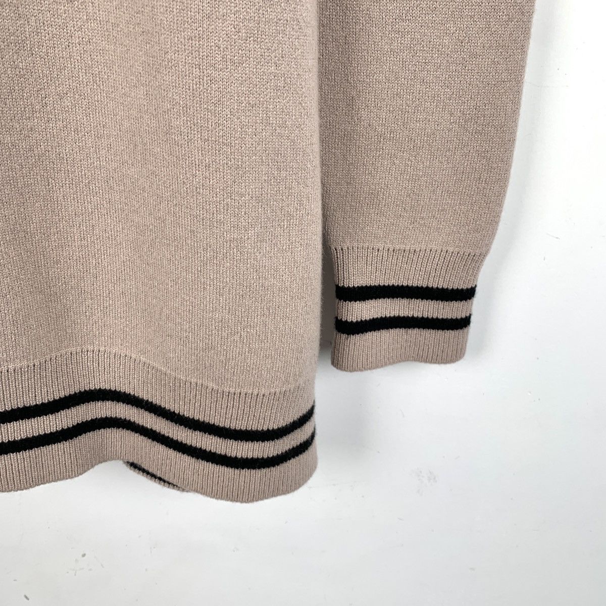 Dior Christian Dior Cashmere Hooded Long Sleeve Knit Top K26WX Size XXS / US 00 / IT 34 - 4 Thumbnail