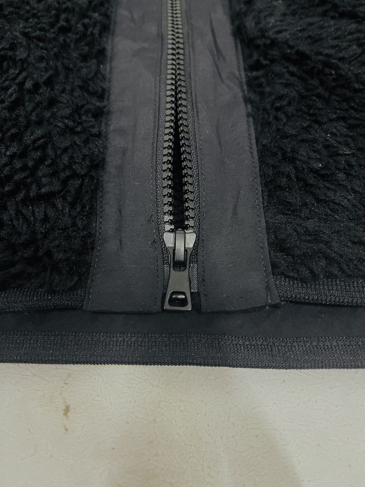 Uniqlo × White Mountaineering Uniqlo X White Mountaineering Hoodie Fleece Jacket (06) Size US L / EU 52-54 / 3 - 7 Thumbnail