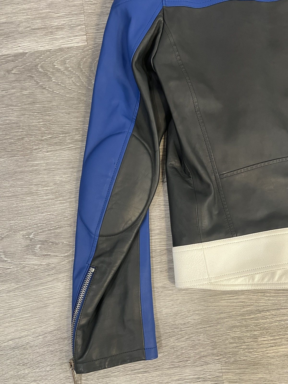 Louis Vuitton Louis Vuitton Men’s Leather Racer Jacket size 48 Size US M / EU 48-50 / 2 - 18 Thumbnail