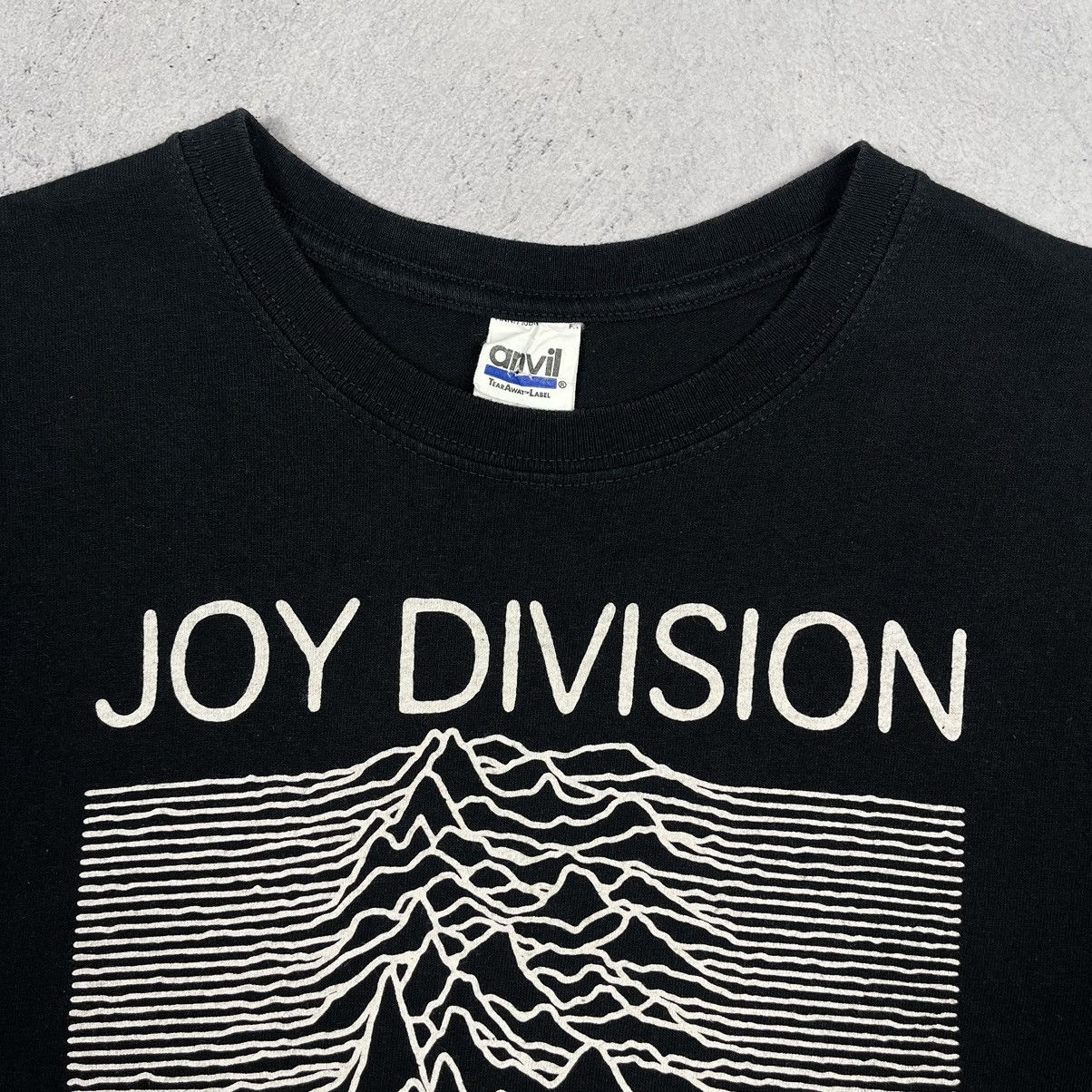 Band Tees Vintage Joy Division unknown pleasures band tee 90’s Size US S / EU 44-46 / 1 - 6 Thumbnail