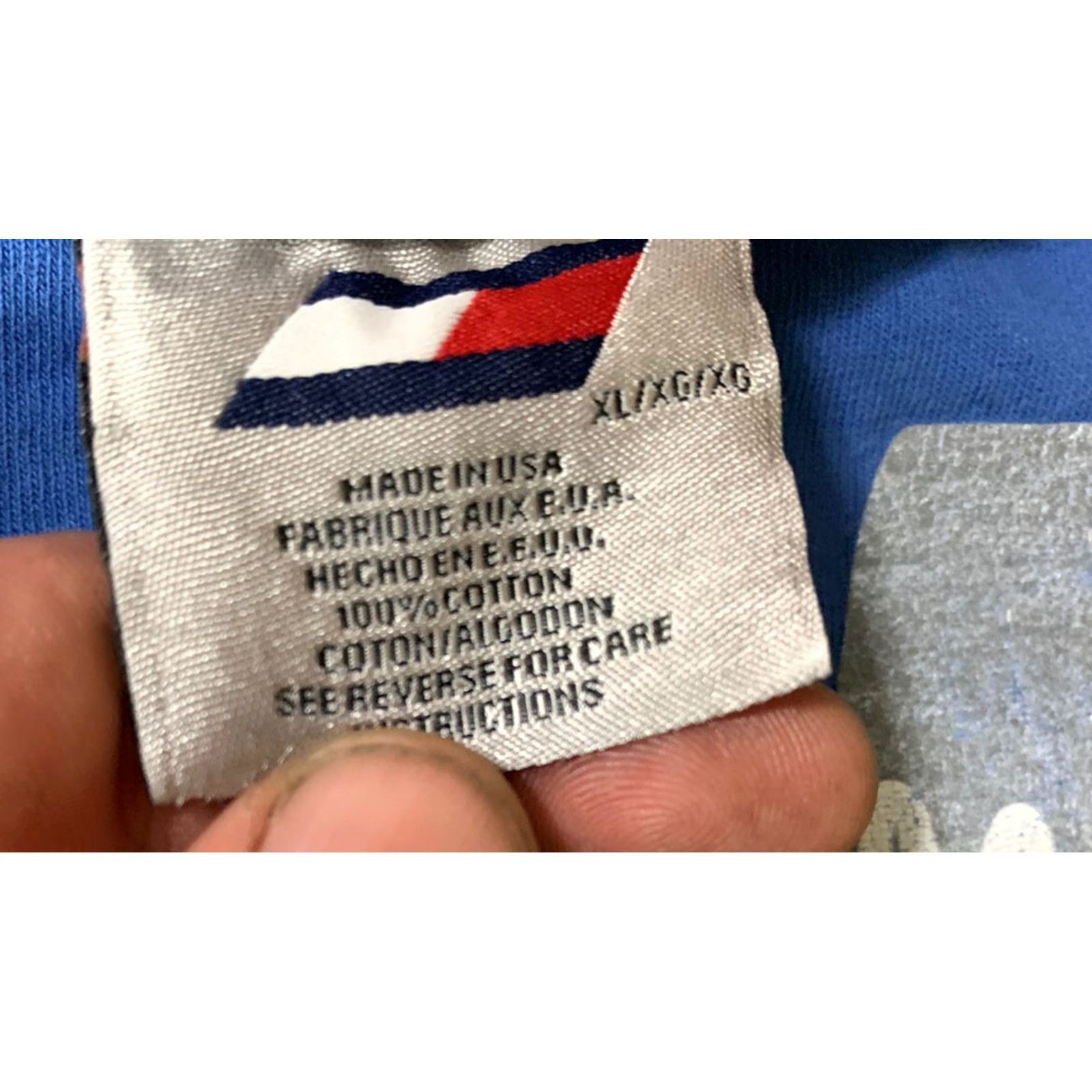Tommy Hilfiger VINTAGE Tommy Hilfiger Athletics 90s Blue XL Mens T Shirt Made USA Size US XL / EU 56 / 4 - 5 Thumbnail