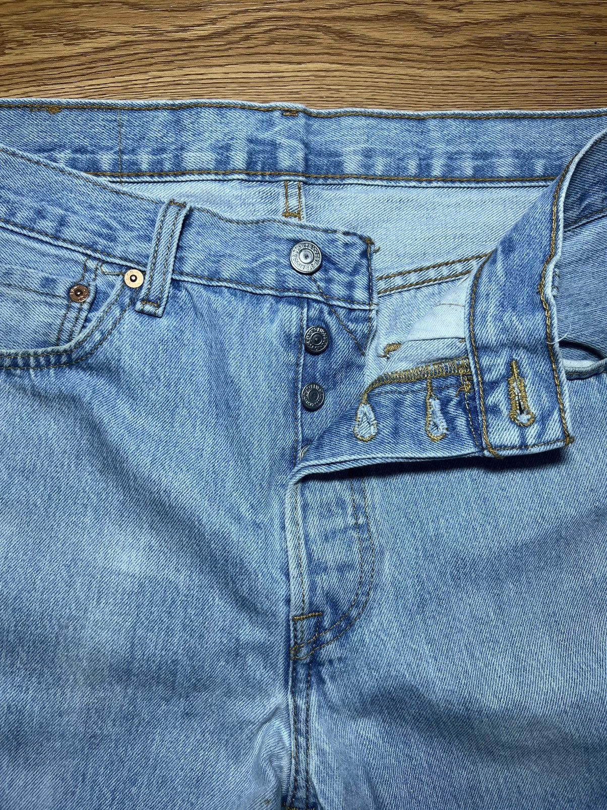Levi's × Levi's Vintage Clothing × Vintage Vintage Levi’s 501 Size US 33 - 2 Thumbnail