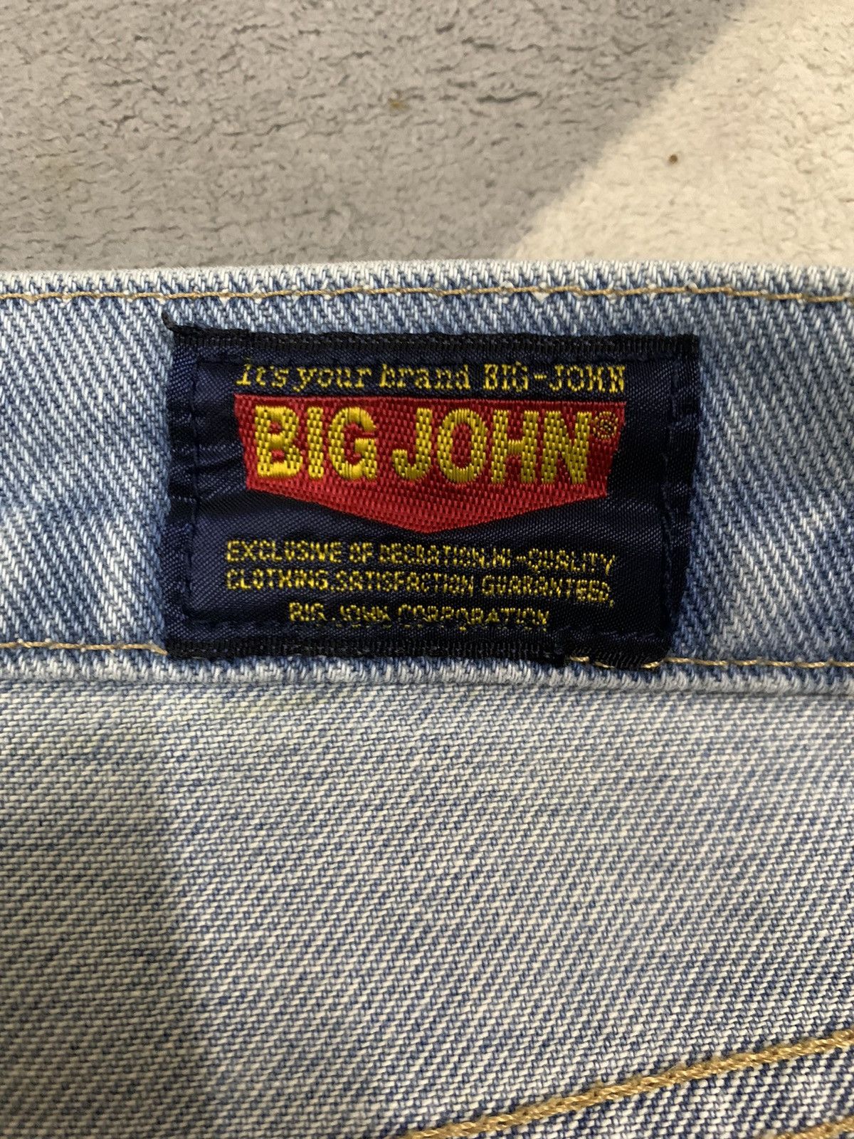 Big John Vintage 90s Big John Blue Wash Baggy Distressed Jeans Size US 31 - 16 Thumbnail