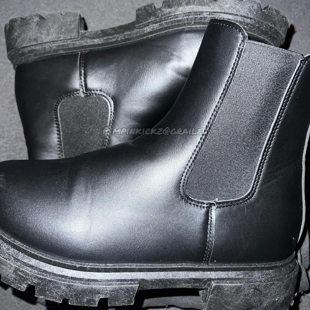Other Black chelsea boot size 6 Size US 6 / IT 36 - 1 Thumbnail
