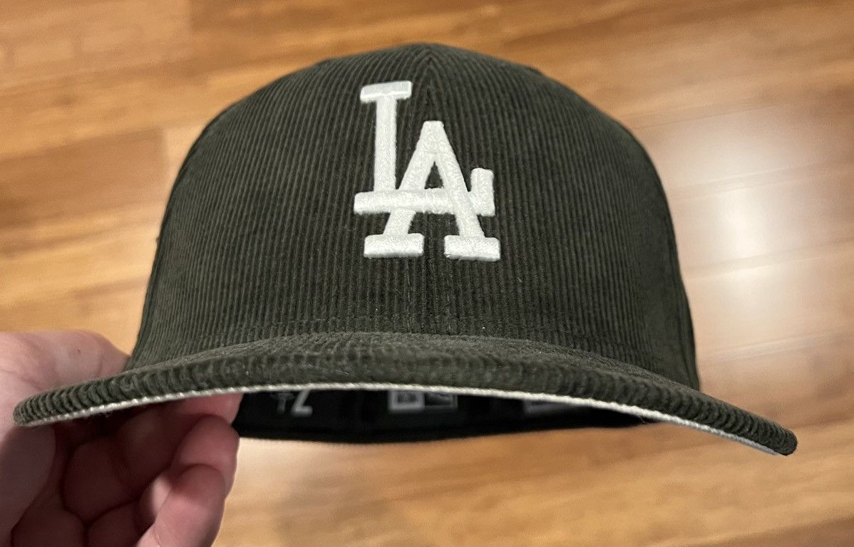 New Era Size 7 1/8 Dodgers Green Corduroy Fitted Size ONE SIZE - 1 Thumbnail