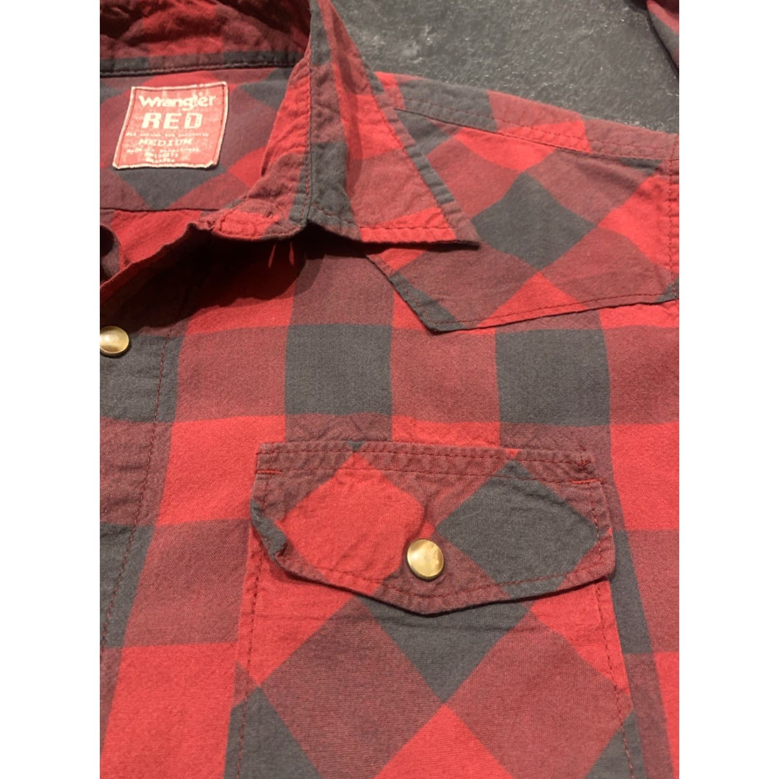 Wrangler VINTAGE Wrangler Western Plaid Pearl Snap Long Sleeve Button-Up Shirt Mens Medium Red Size US M / EU 48-50 / 2 - 4 Thumbnail