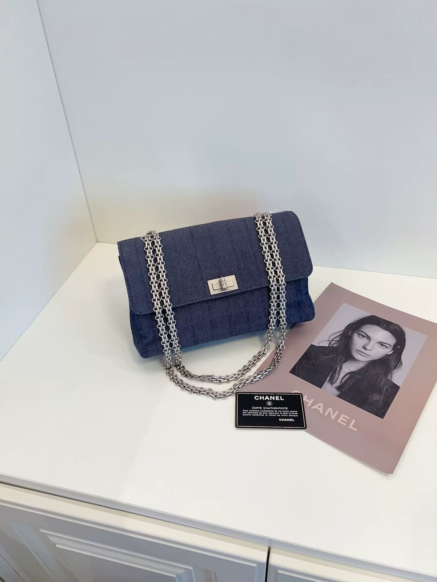 Chanel Pre-loved Bag Very good condition Size ONE SIZE - 1 Thumbnail