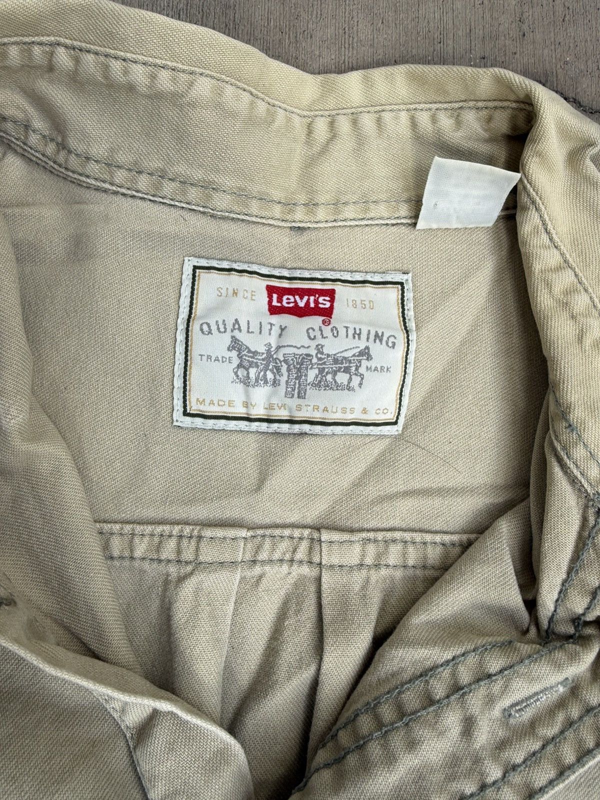 Levi's × Vintage Vintage Levi’s RedTab Workwear Button Up Size US L / EU 52-54 / 3 - 2 Thumbnail