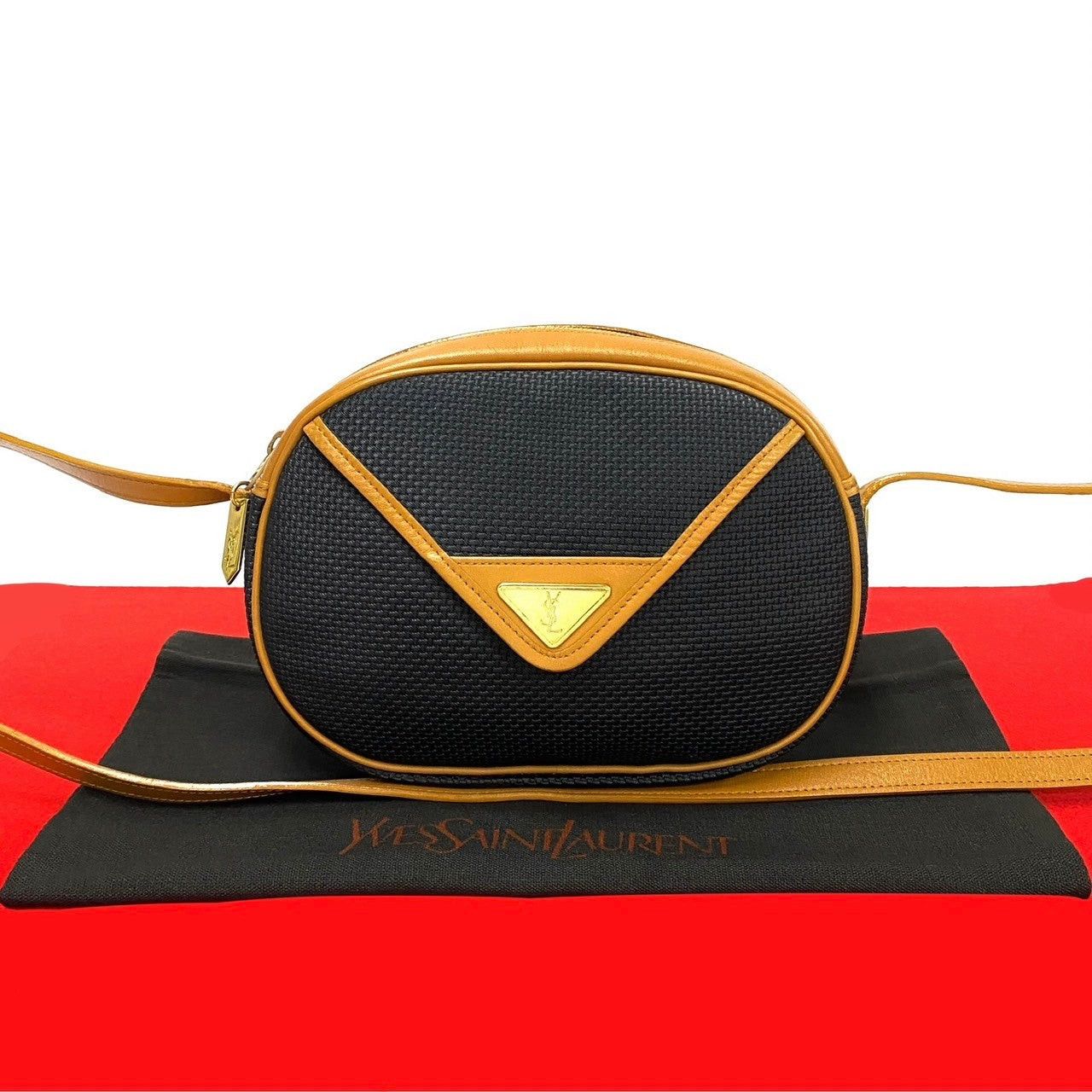 Yves Saint Laurent Yves Saint Laurent Shoulder Bag Black Leather Size ONE SIZE - 1 Thumbnail