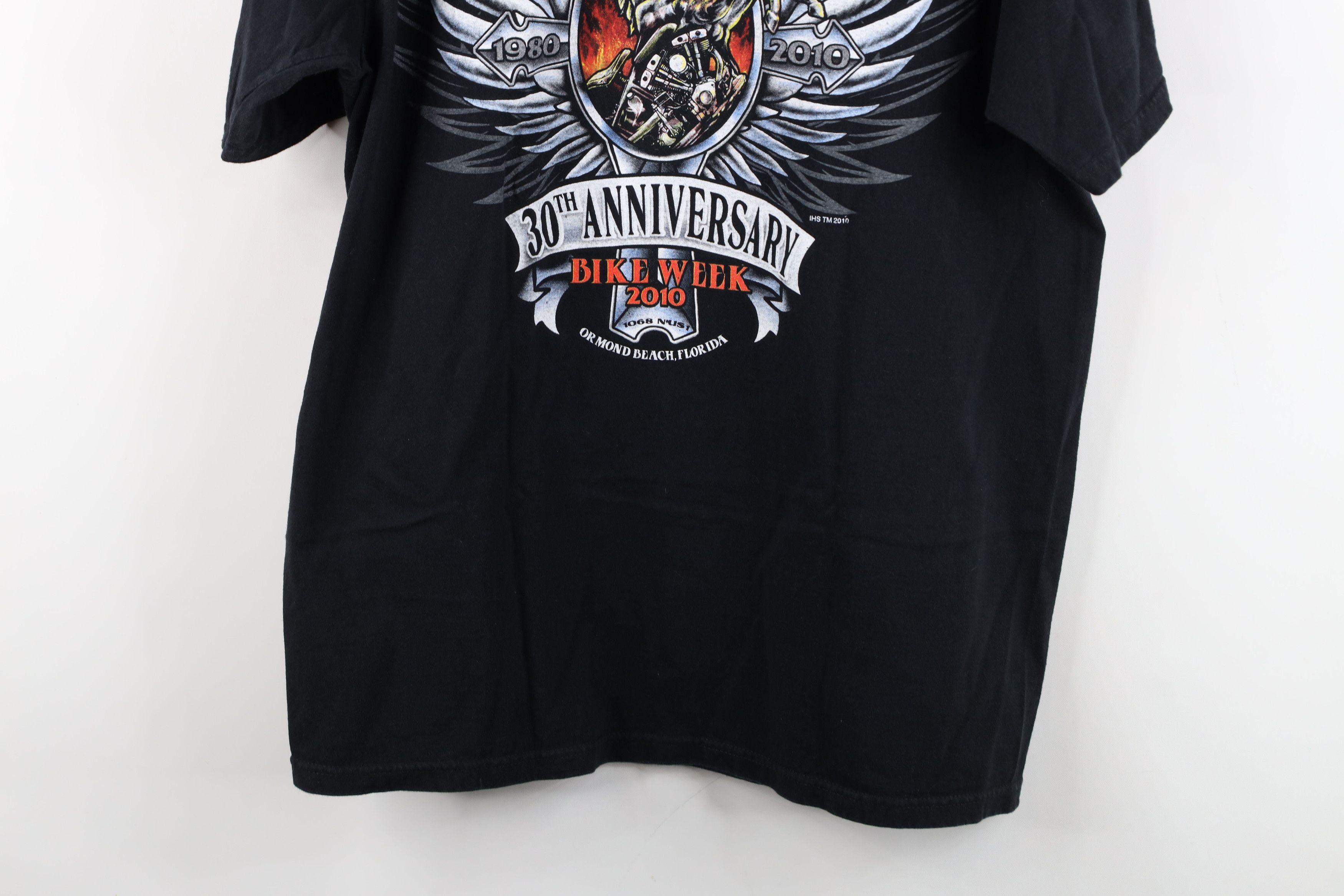 Vintage Vintage Y2K Iron Horse Saloon Tribal Sword T-Shirt Black Size US L / EU 52-54 / 3 - 15 Thumbnail