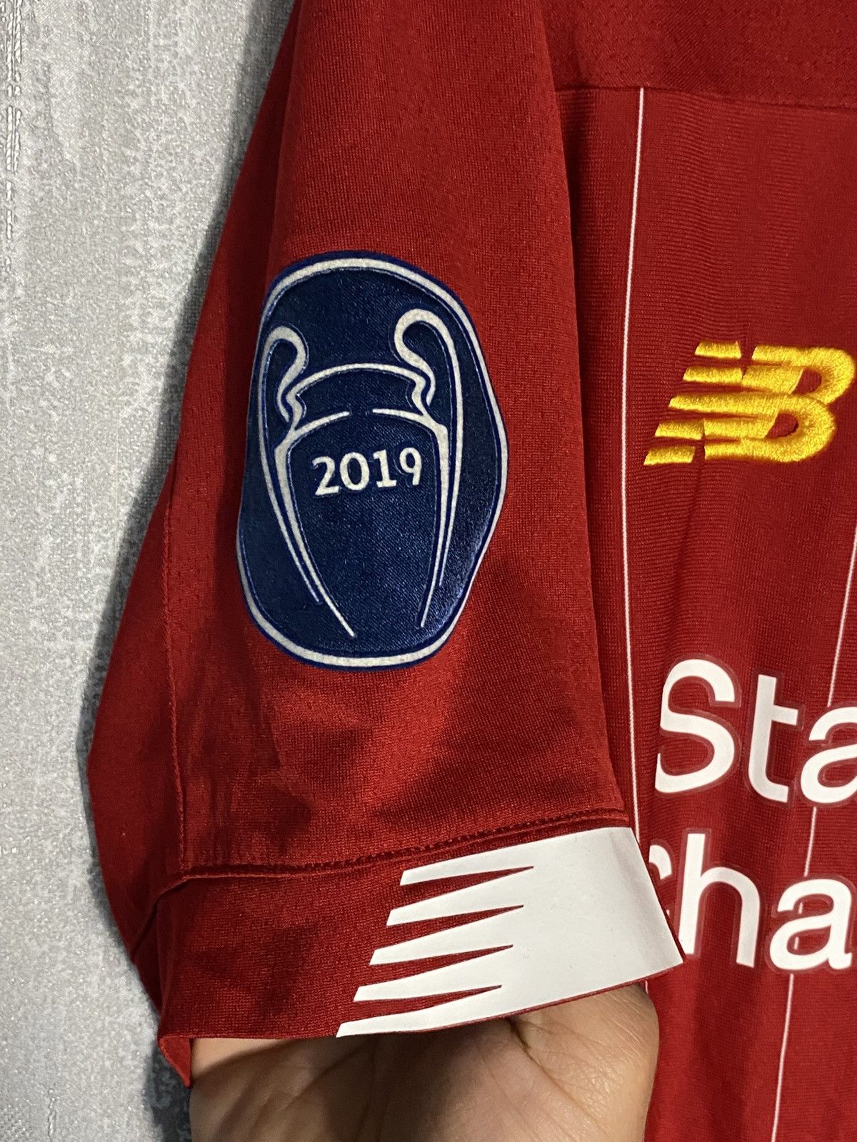 New Balance 2019 Liverpool New Balance Soccer Jersey 11 Salah Cup Size US S / EU 44-46 / 1 - 3 Thumbnail