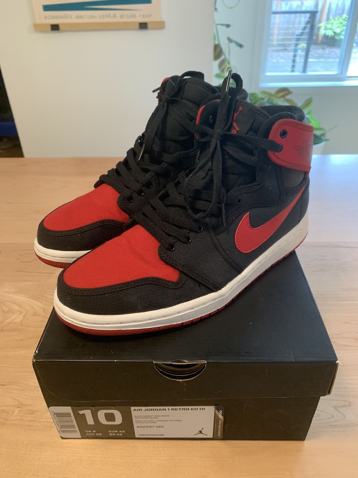 Nike Nike Air Jordan 1 Retro KO Hi Sz. 10 bred Size US 10 / EU 43 - 1 Thumbnail