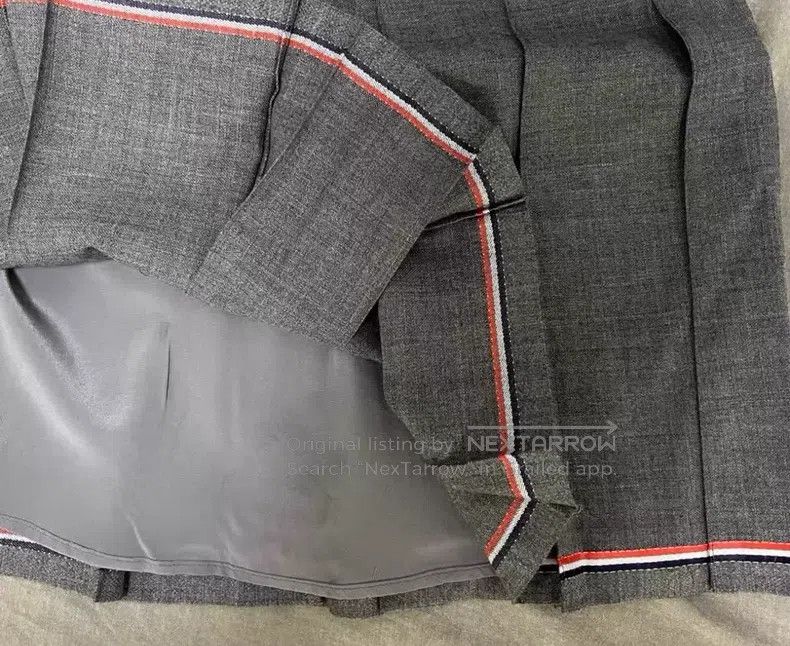 Thom Browne Thom Browne Pleated Skirt with Colorful Striped Bottom Edg Size 25" / US 0 / IT 36 - 5 Thumbnail