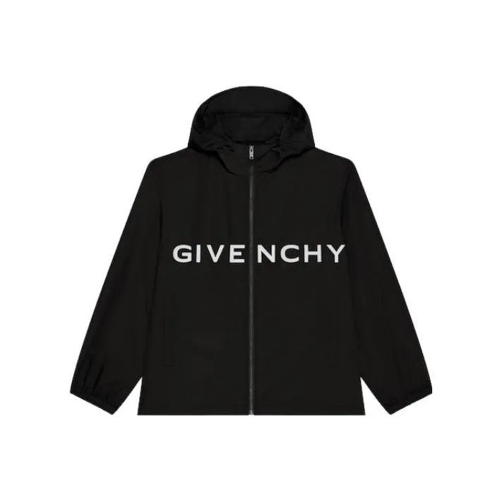 Givenchy o1srvl11e0625 Logo Printed Windbreaker Jacket in Black Size US S / EU 44-46 / 1 - 1 Thumbnail