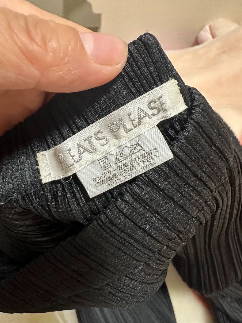 Issey Miyake Issey Miyake size:3 Black pleated pants Size 42" / US 20 - 2 Thumbnail