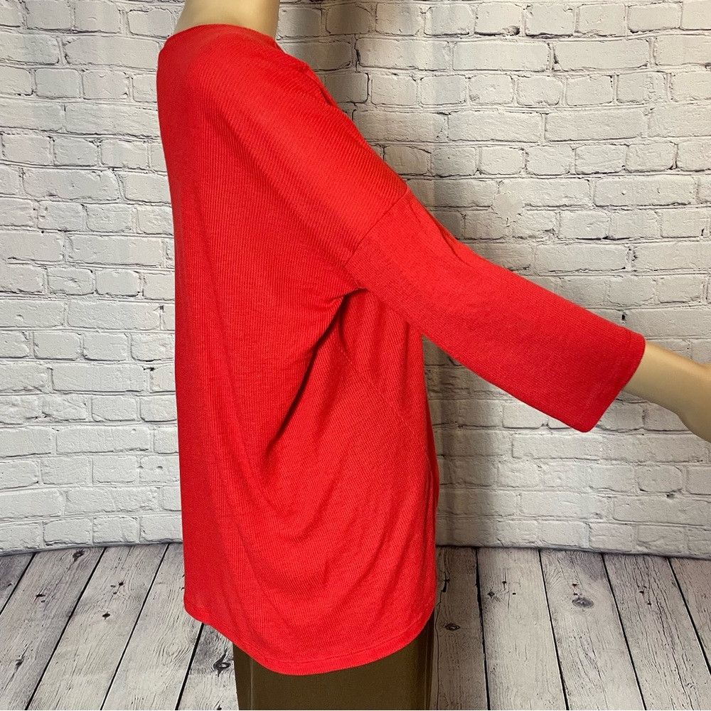 Splendid NWT New Splendid Red V-Neck 3/4 Sleeve Top Size L Size L / US 10 / IT 46 - 2 Thumbnail