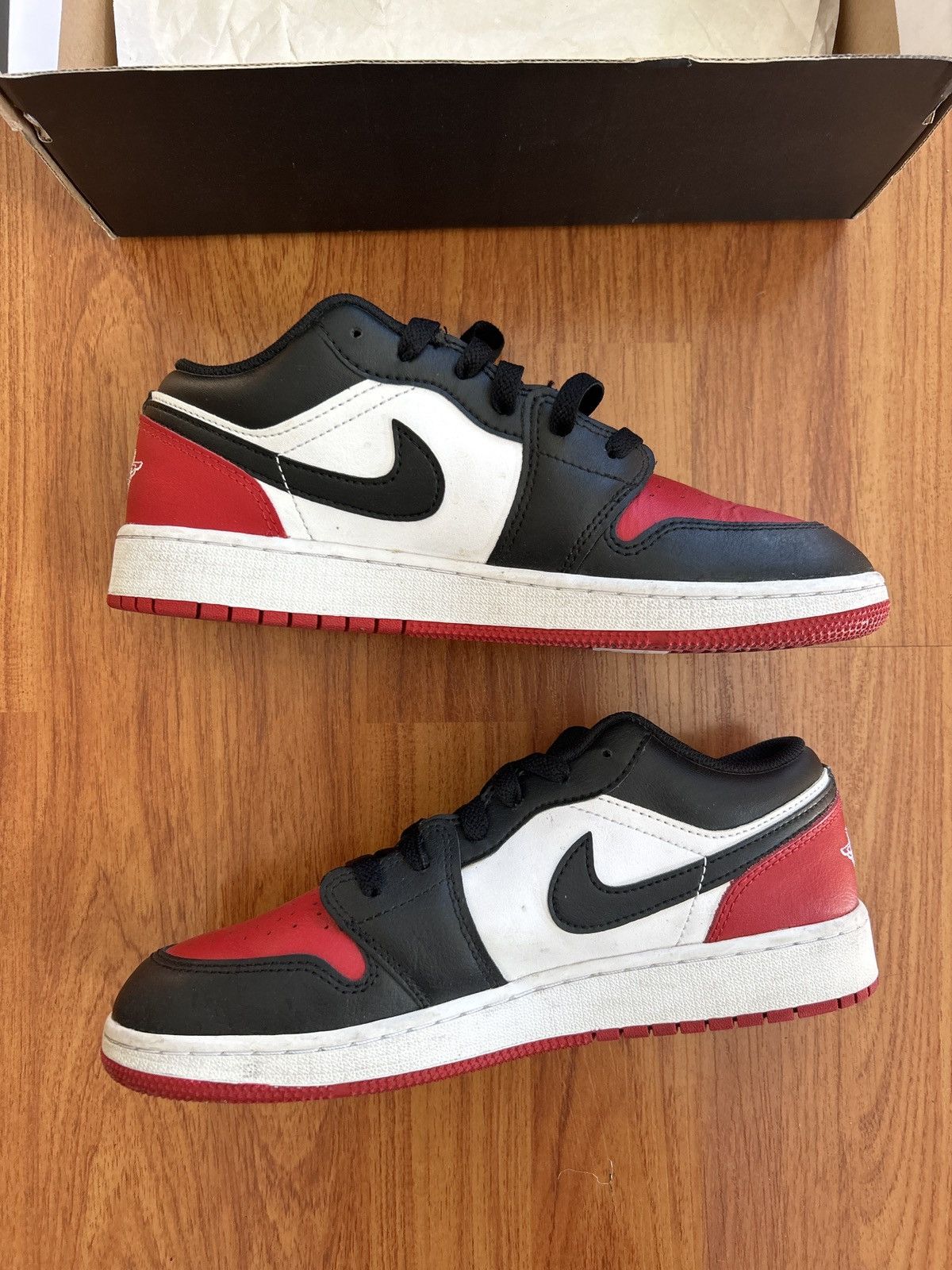 Jordan Brand × Nike Air Jordan 1 Low 6.5y Size US 8 / IT 38 - 2 Thumbnail