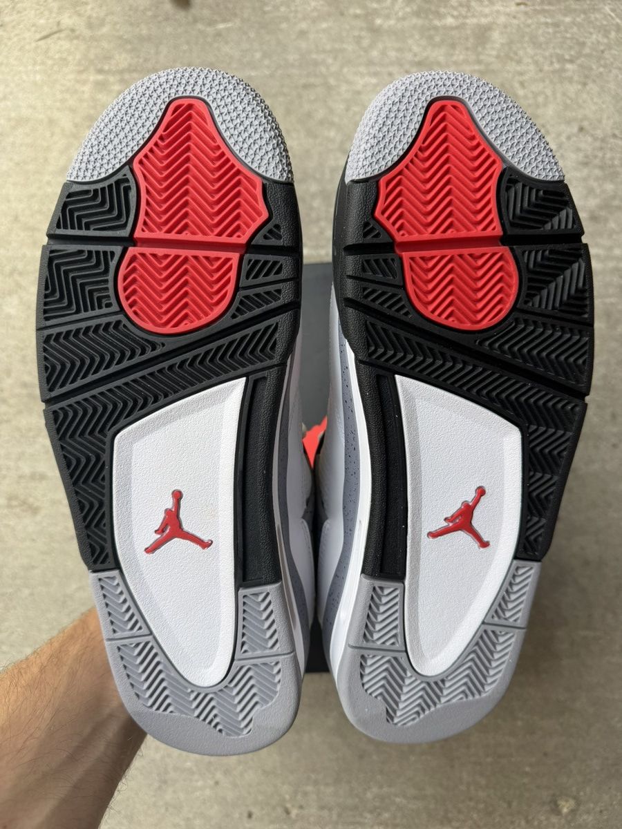 Jordan Brand * FACTORY ERROR * JORDAN 4 RETRO WHITE CEMENT 2012 SIZE 10.5 Size US 10.5 / EU 43-44 - 7 Thumbnail