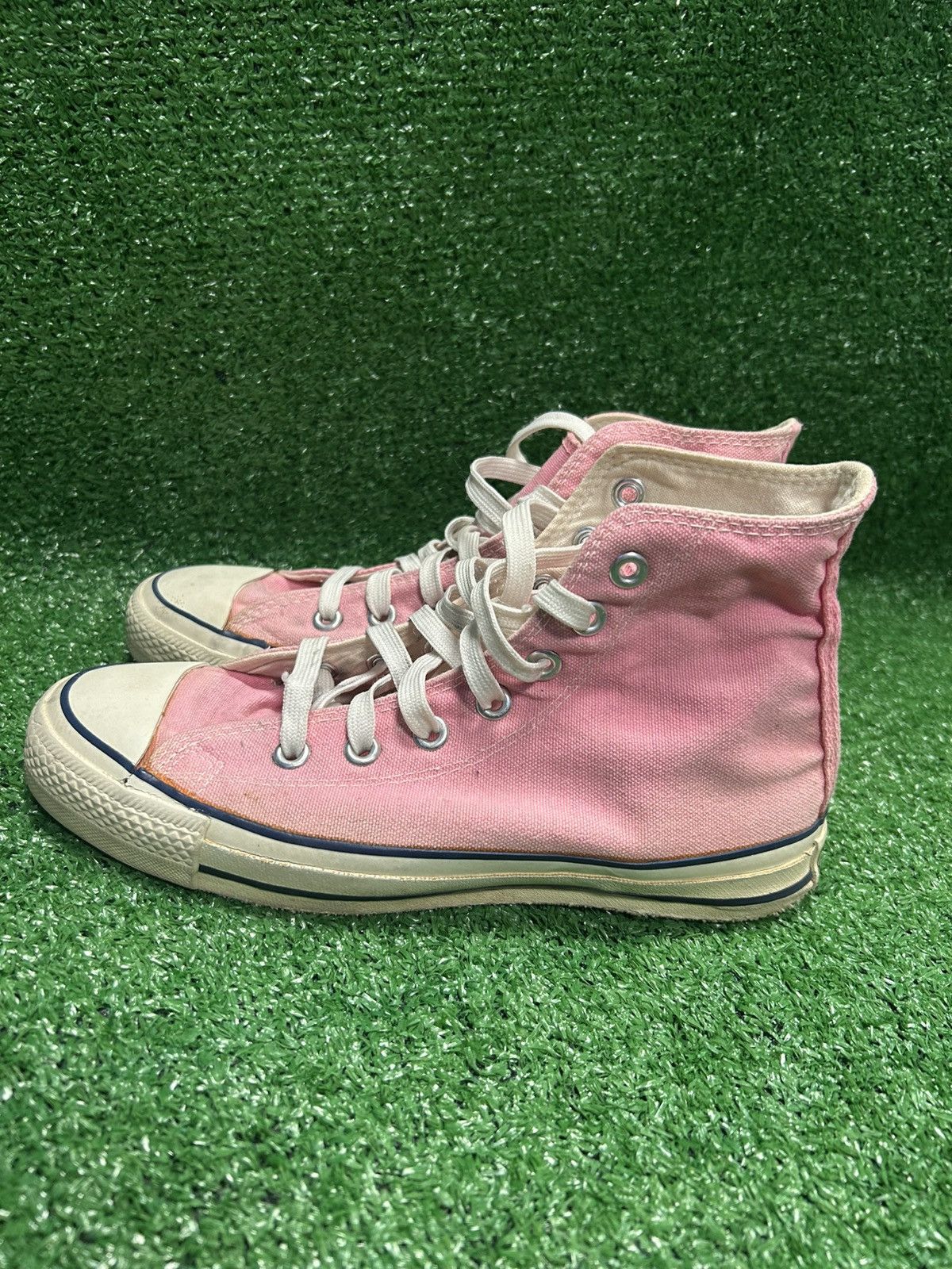 Converse × Vintage Vintage women’s 80s pink converse chuck Taylor’s Size US 6 / EU 39 - 4 Thumbnail