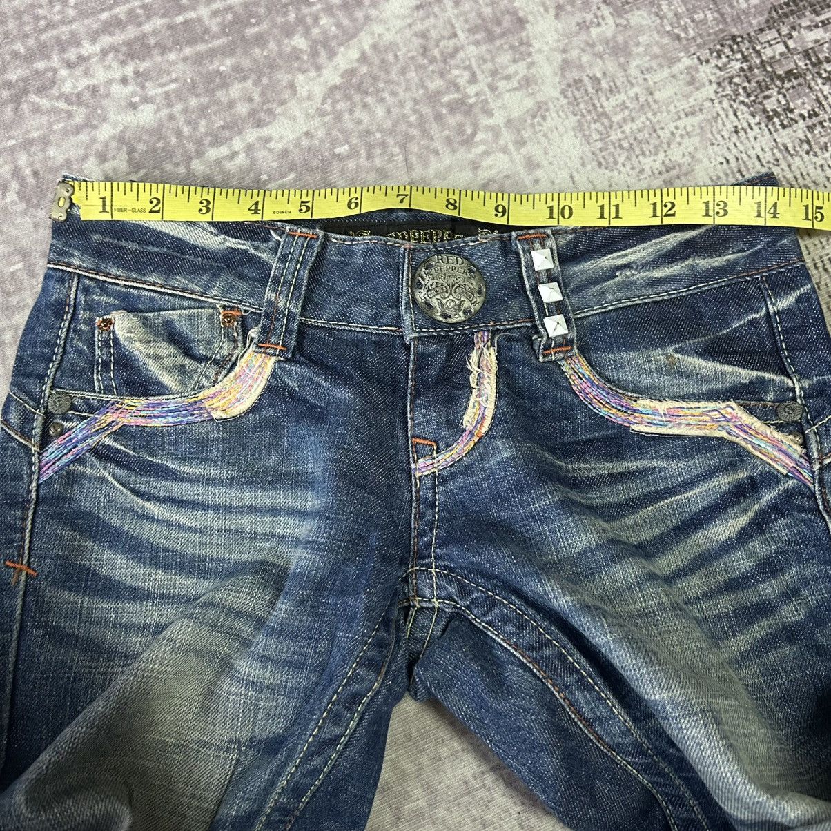 Ed Hardy Y2K Red Pepper Washed Flared Jeans Size 28" / US 6 / IT 42 - 16 Thumbnail