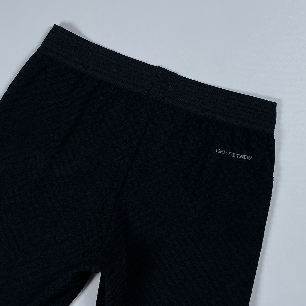 Nike Nike Tottenham Hotspur Soccer Sweatpants Pants Size US 30 / EU 46 - 8 Thumbnail