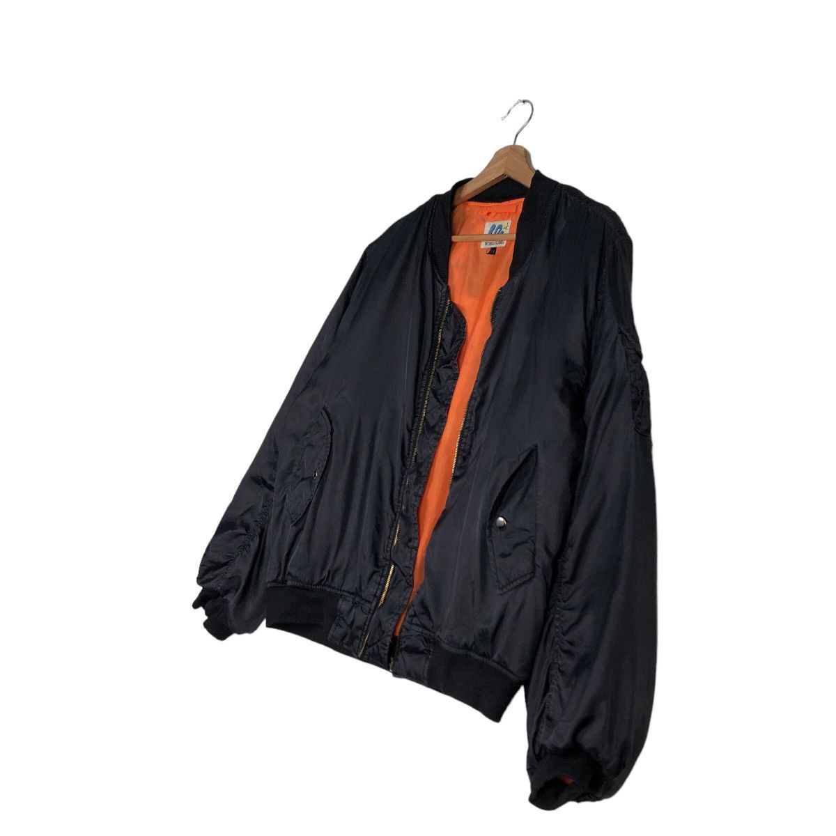 Japanese Brand 🔥Riot Riot Vintage Nylon Bomber Jacket World Island Size US L / EU 52-54 / 3 - 2 Thumbnail