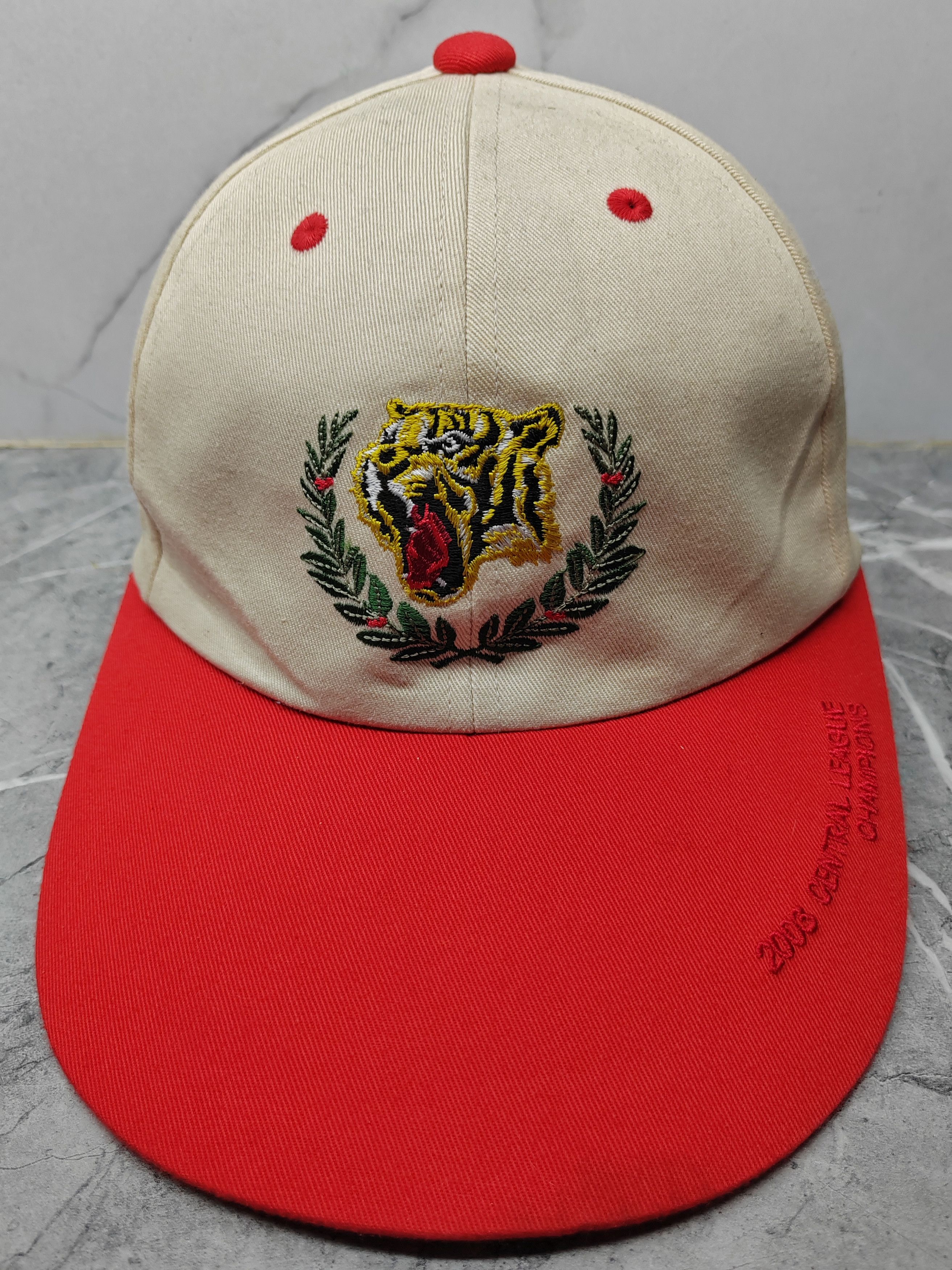 Japanese Brand Vintage Hanshin Tigers 2004 Cap Hat Size ONE SIZE - 2 Thumbnail