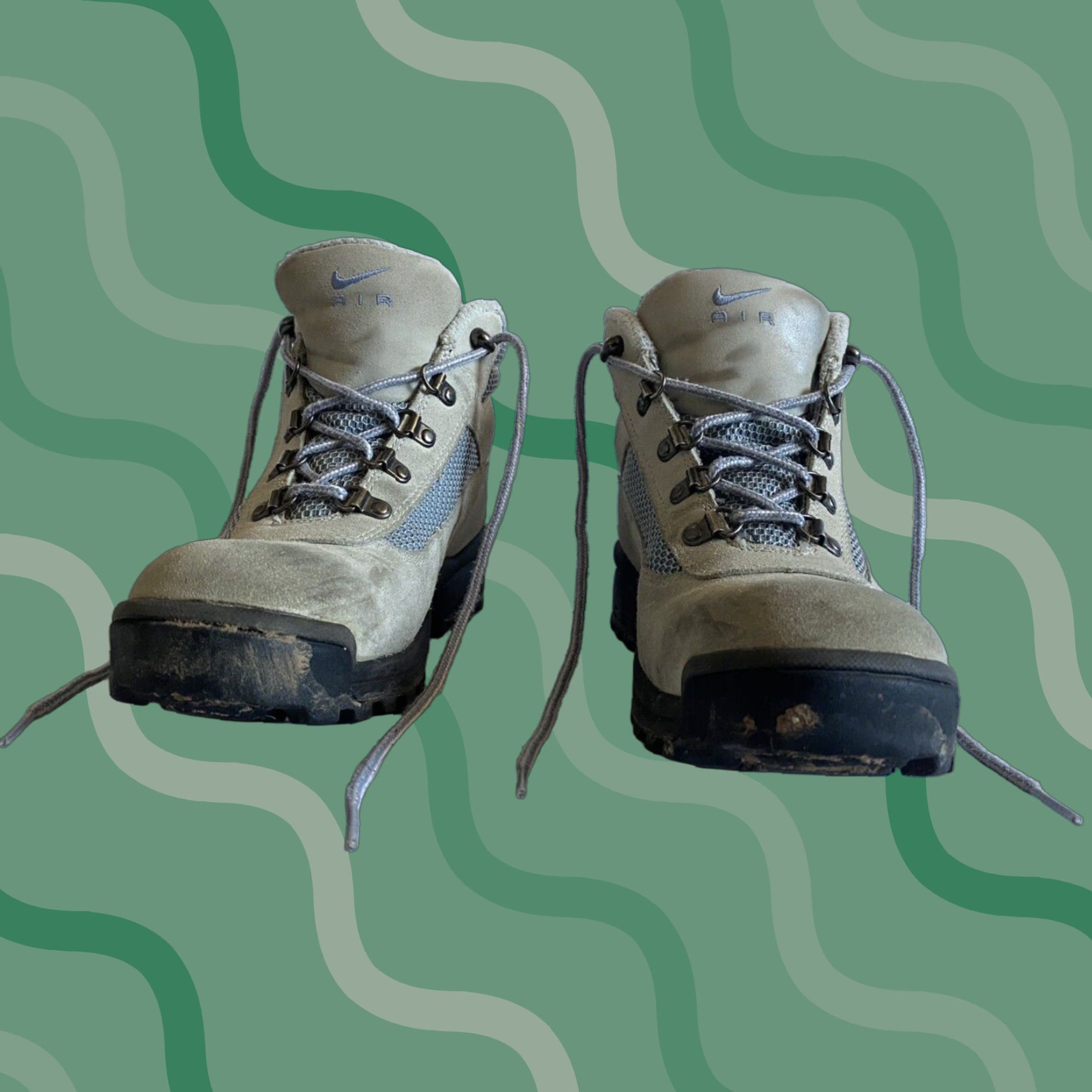 Nike ACG Nike ACG Boots Women Size 9 Gray Boots Lace Up Outdoor Women Size US 9 / IT 39 - 1 Thumbnail