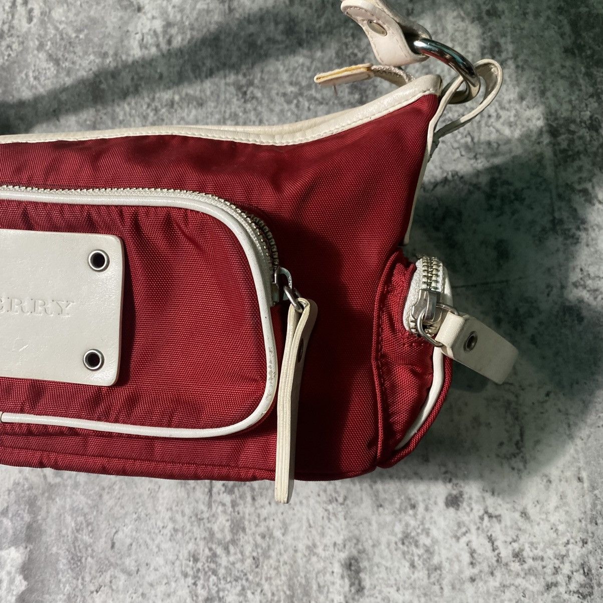 Burberry Burberry Red Shoulder Bag Size ONE SIZE - 5 Thumbnail