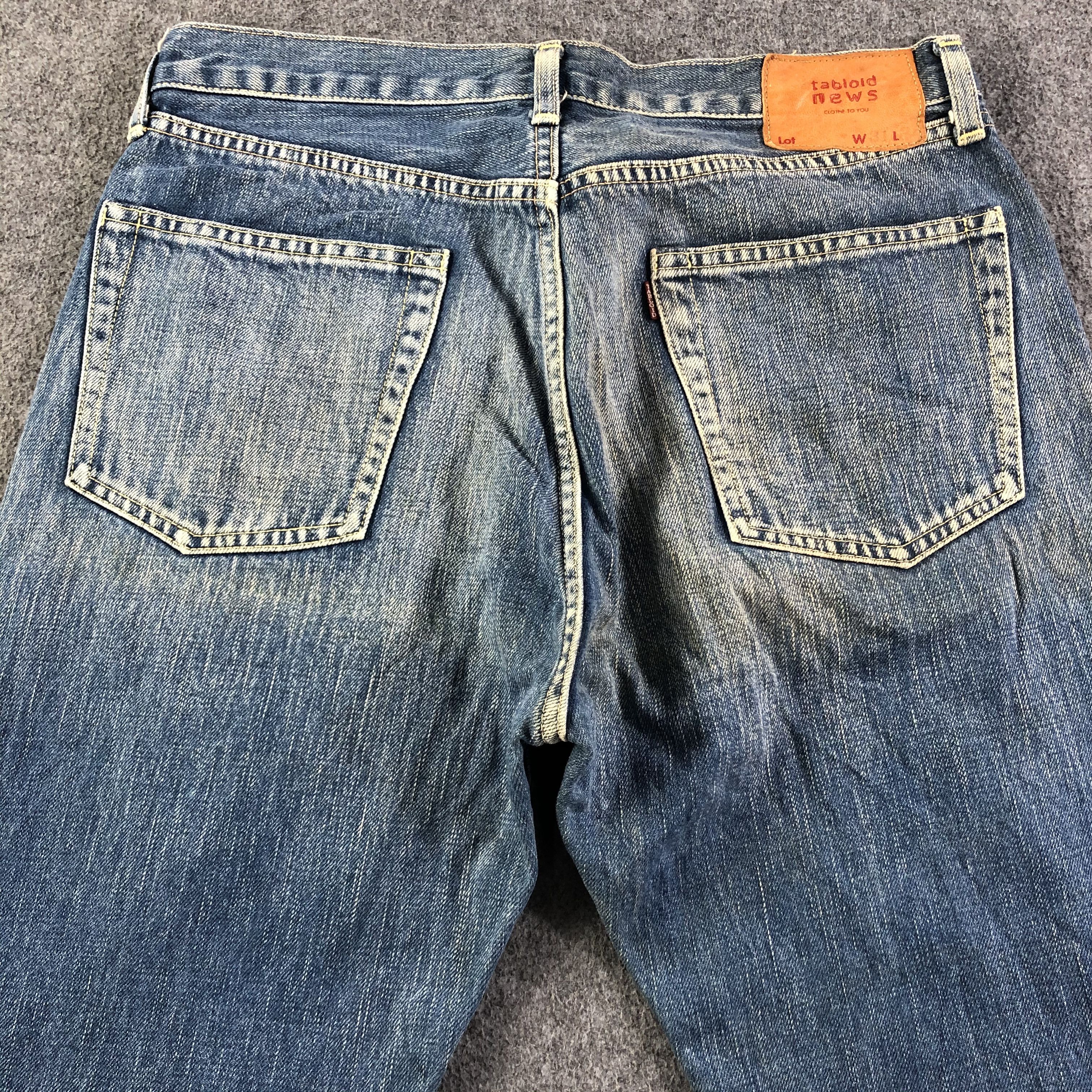 Japanese Brand Tabloid News Jeans Medium Wash Denim -J2772 Size US 31 - 4 Thumbnail