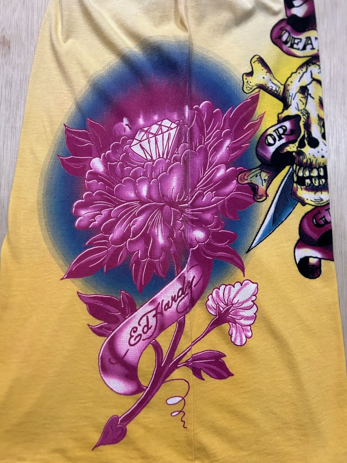 Ed Hardy y2k Ed Hardy Skull Cross Flower Vintage Tee Size XS / US 0-2 / IT 36-38 - 4 Thumbnail