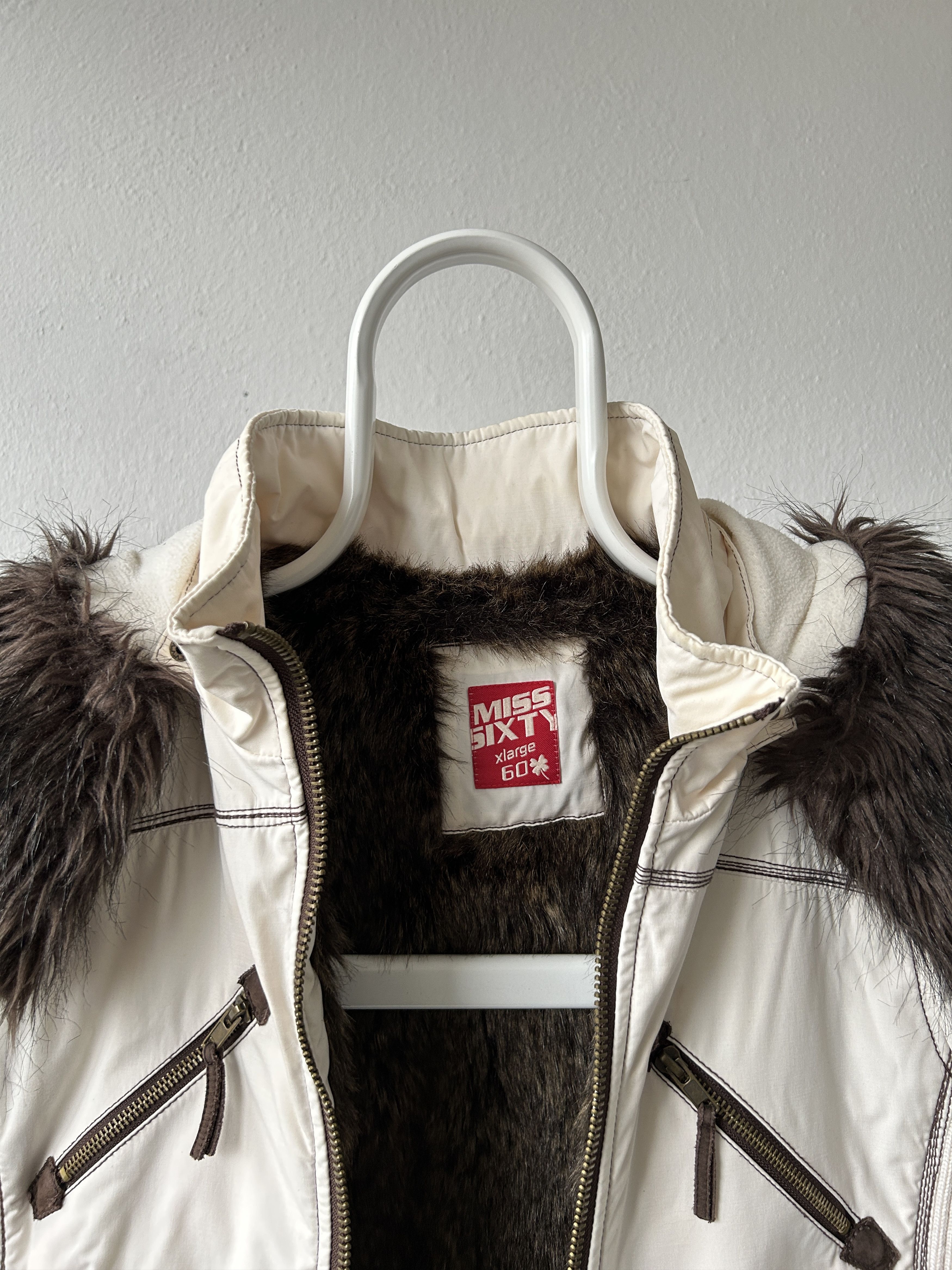 Miss Sixty Archive y2k Miss Sixty faux fur lined hooded bomber Size XL / US 12-14 / IT 48-50 - 16 Thumbnail