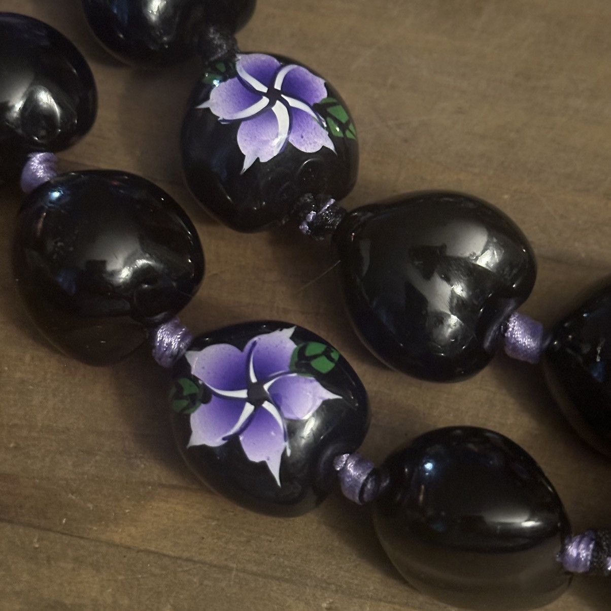 Other Hawaiian Kukui nut flower Lei necklace Size ONE SIZE - 2 Thumbnail