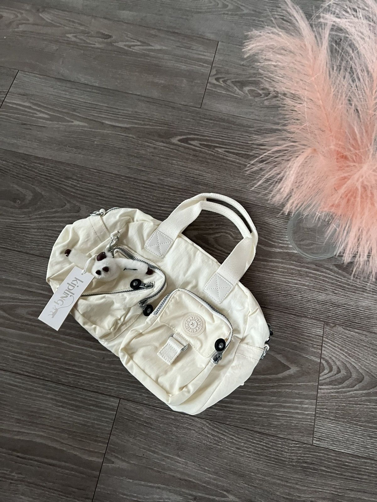 Designer ‼️New Kipling with Monkey “Barbara” White Shoulders Bag‼️ Size ONE SIZE - 5 Thumbnail