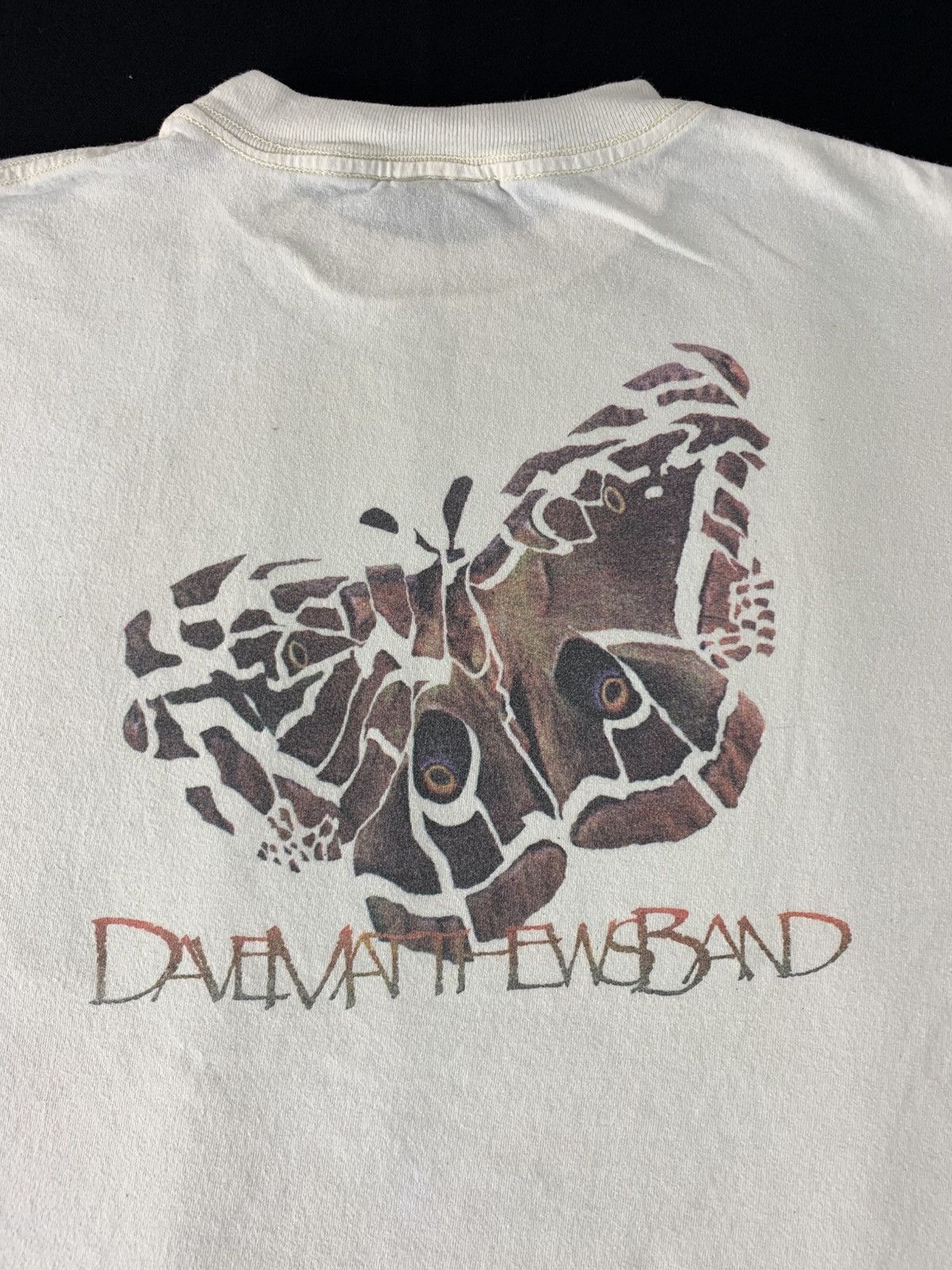 Band Tees Dave Matthew Band Broken Moth Butterfly Graphic Printed Tee Size US L / EU 52-54 / 3 - 5 Thumbnail