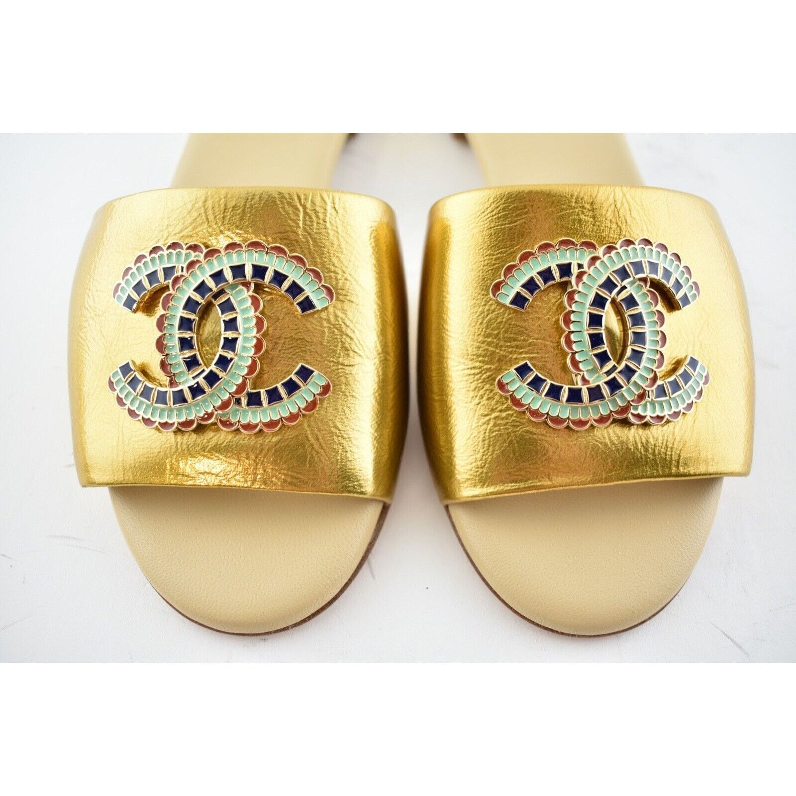 Chanel Chanel 19A Gold Laminated Lambskin CC Red Logo Slide Size US 6 / IT 36 - 5 Thumbnail
