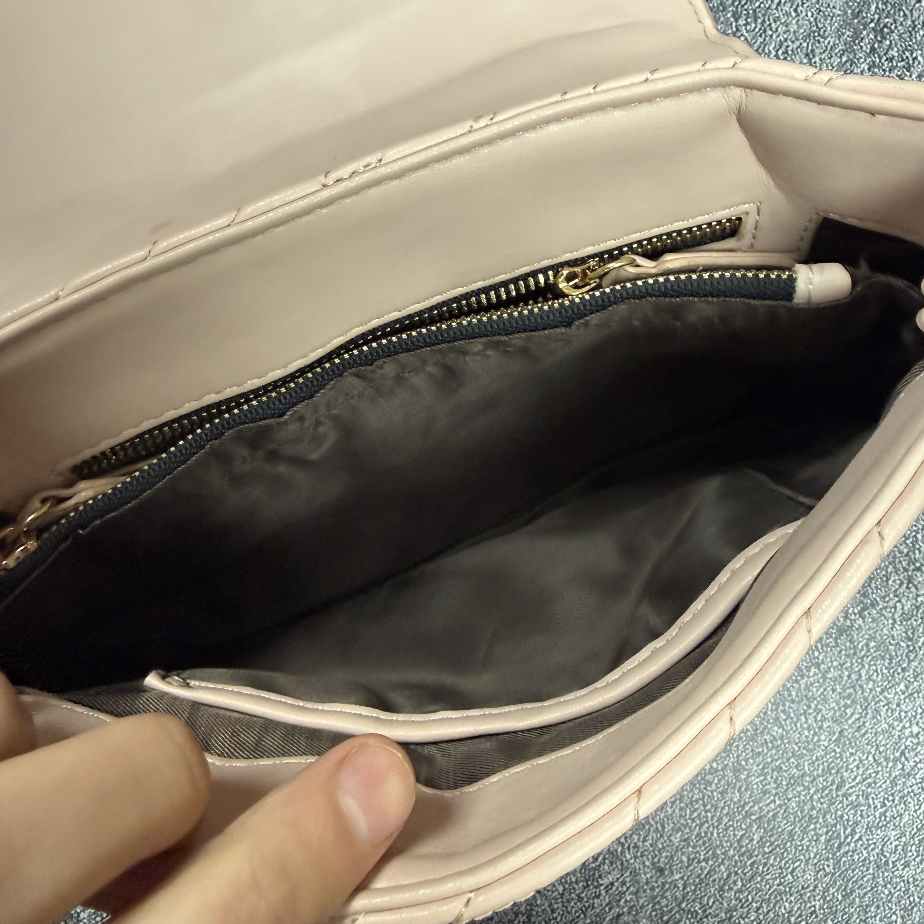 Vivienne Westwood Vivienne Westwood Coventry Medium Handbag Shoulder Bag Size ONE SIZE - 6 Thumbnail