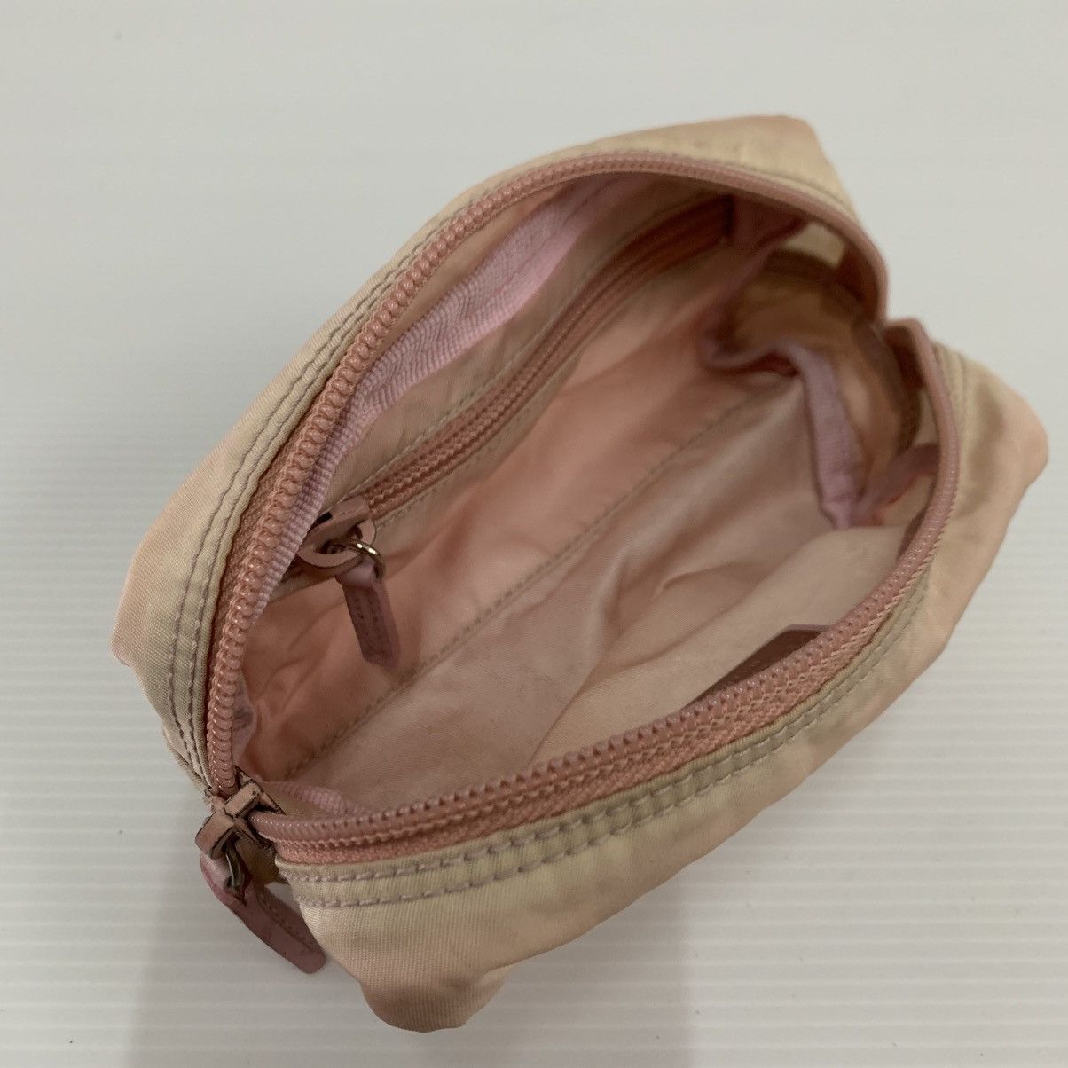 Prada Prada Pink Nylon Coin Bag Size ONE SIZE - 13 Thumbnail