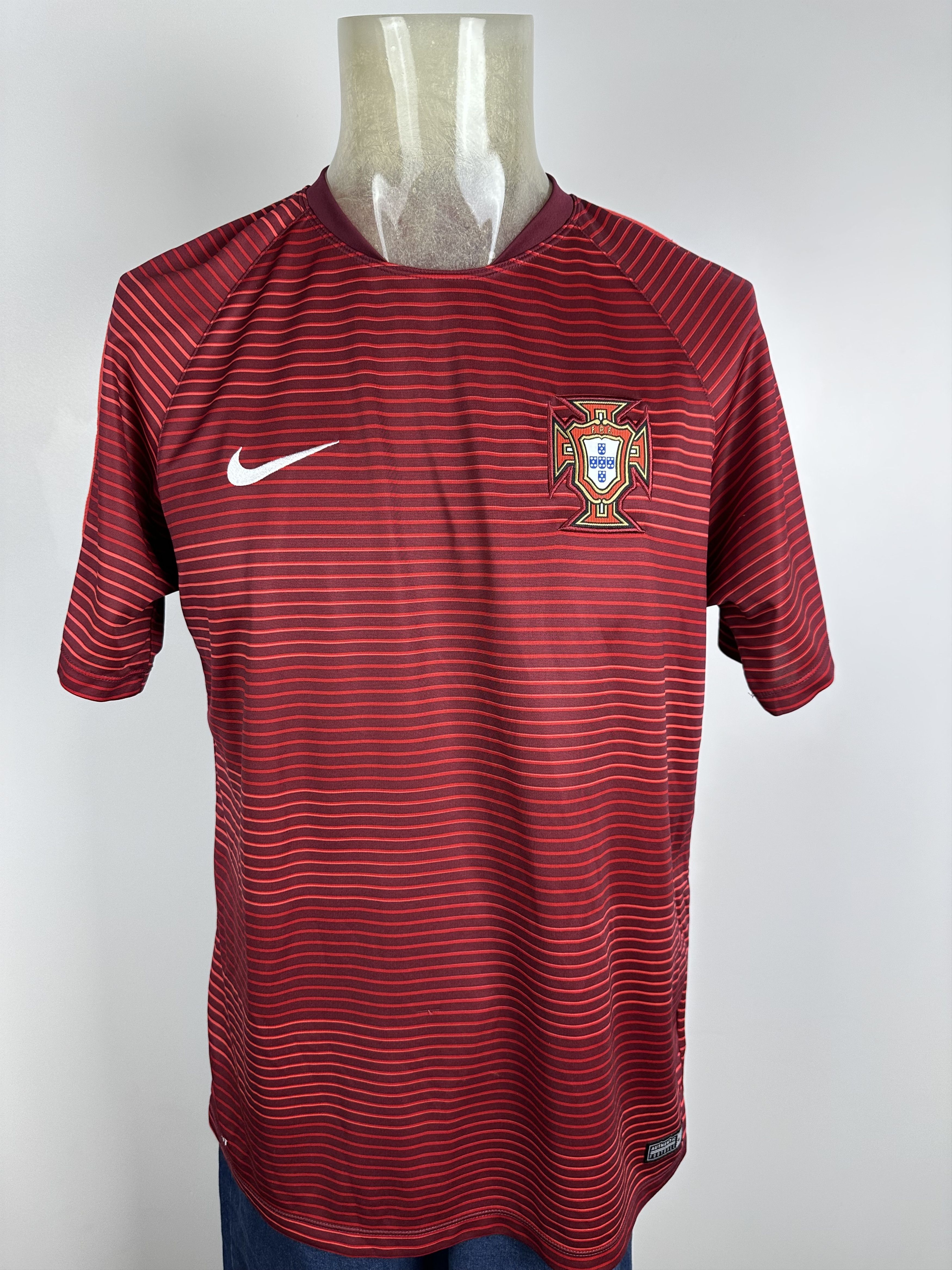 Nike Portugal 2016 Training Football Shirt Soccer Jersey Nike XL Size US XL / EU 56 / 4 - 1 Thumbnail