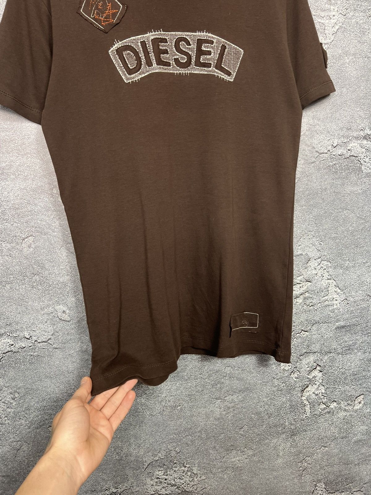 Diesel Vintage Diesel Big Logo Brown T-shirt Tee Size US L / EU 52-54 / 3 - 3 Thumbnail
