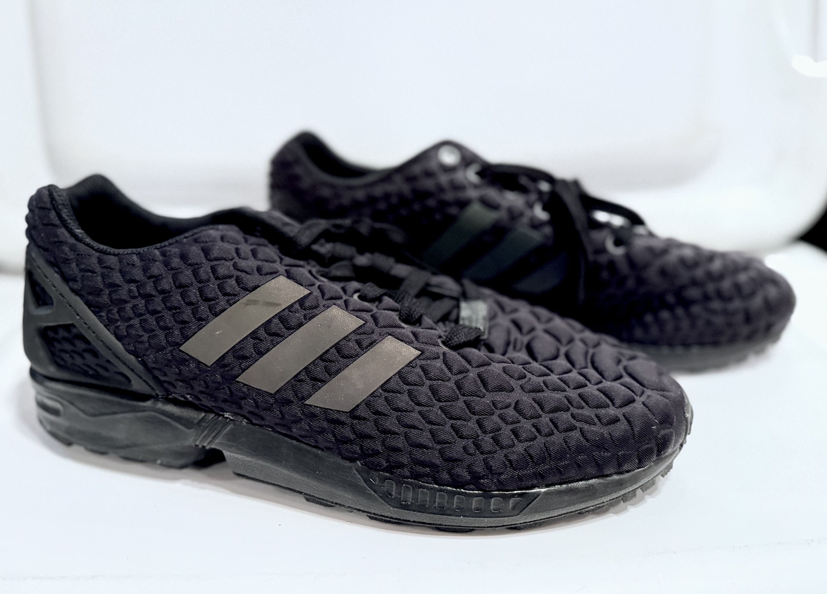 Adidas Adidas Originals ZX Flux Black Sneakers Reptile Foam Studs Size US 10 / EU 43 - 2 Thumbnail