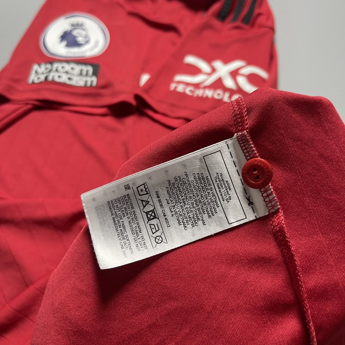 Adidas MANCHESTER UNITED ADIDAS 2022/2023 SOCCER JERSEY #7 RONALDO Size US S / EU 44-46 / 1 - 10 Thumbnail